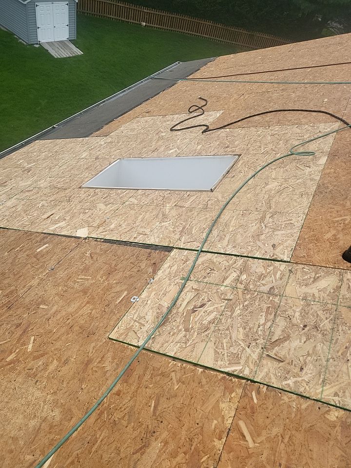 ATLAS PINNACLE HP W/SCOTCHGARD HEARTHSTONE  by Eagle Eye Roofing