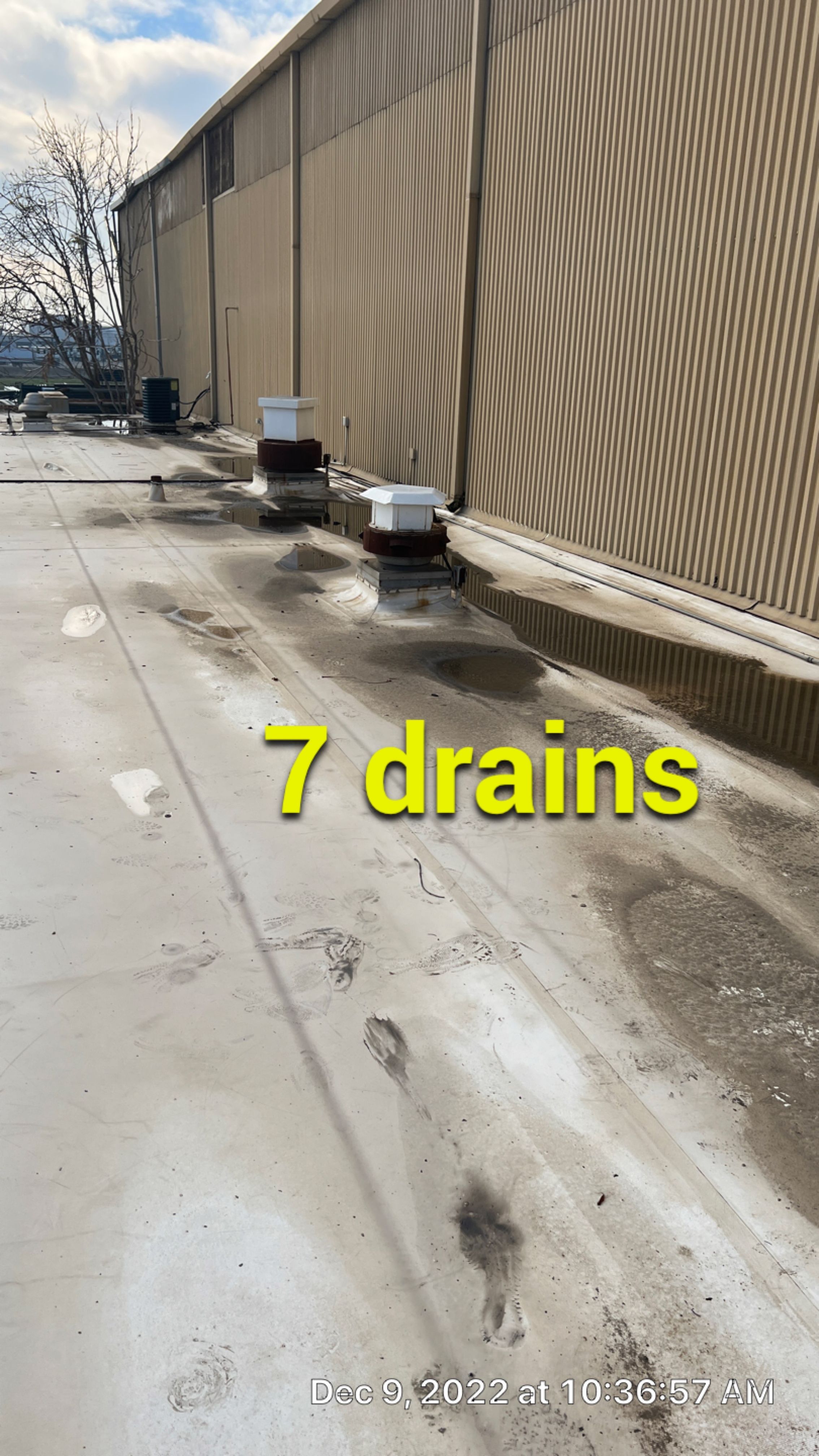 TPO single-ply roofing system using GAF by Straight Edge Roofing Inc