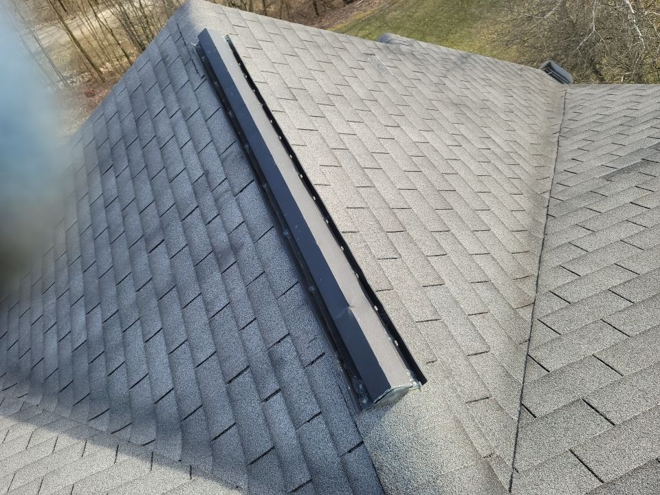 ATLAS PINNACLE COLOR: BLACK SHADOW DRIP EDGE: WHITE by Eagle Eye Roofing