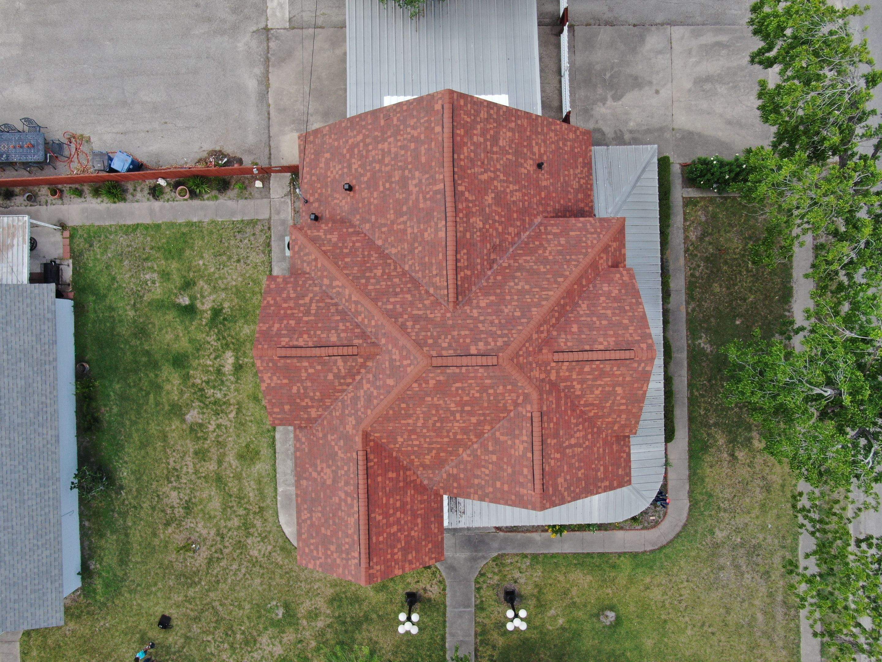 Sinton ShowStopper by Bayfront Roofing and Construction