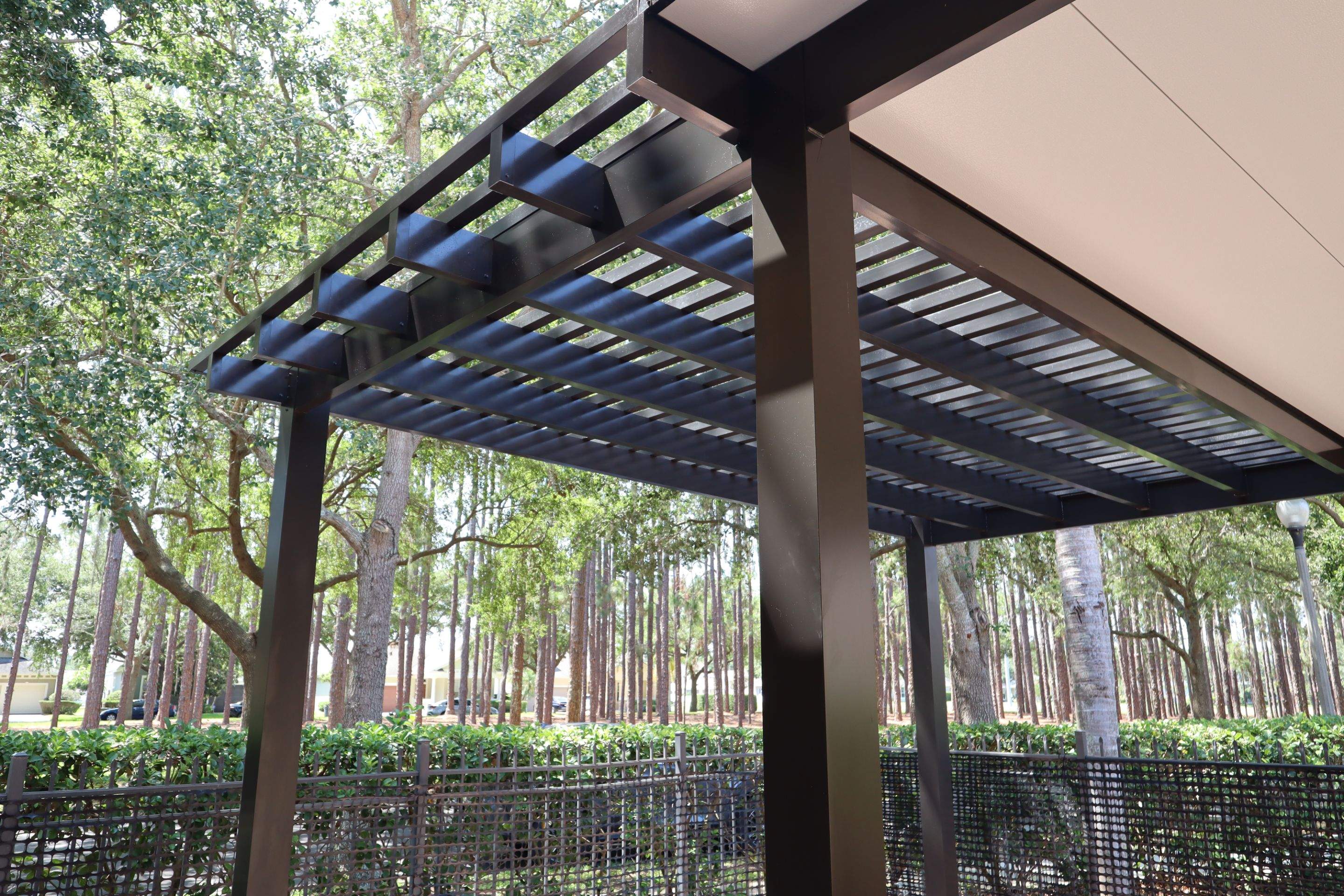 Aluminun patio cover and Pergola using Aluminum by Orlando pergolas