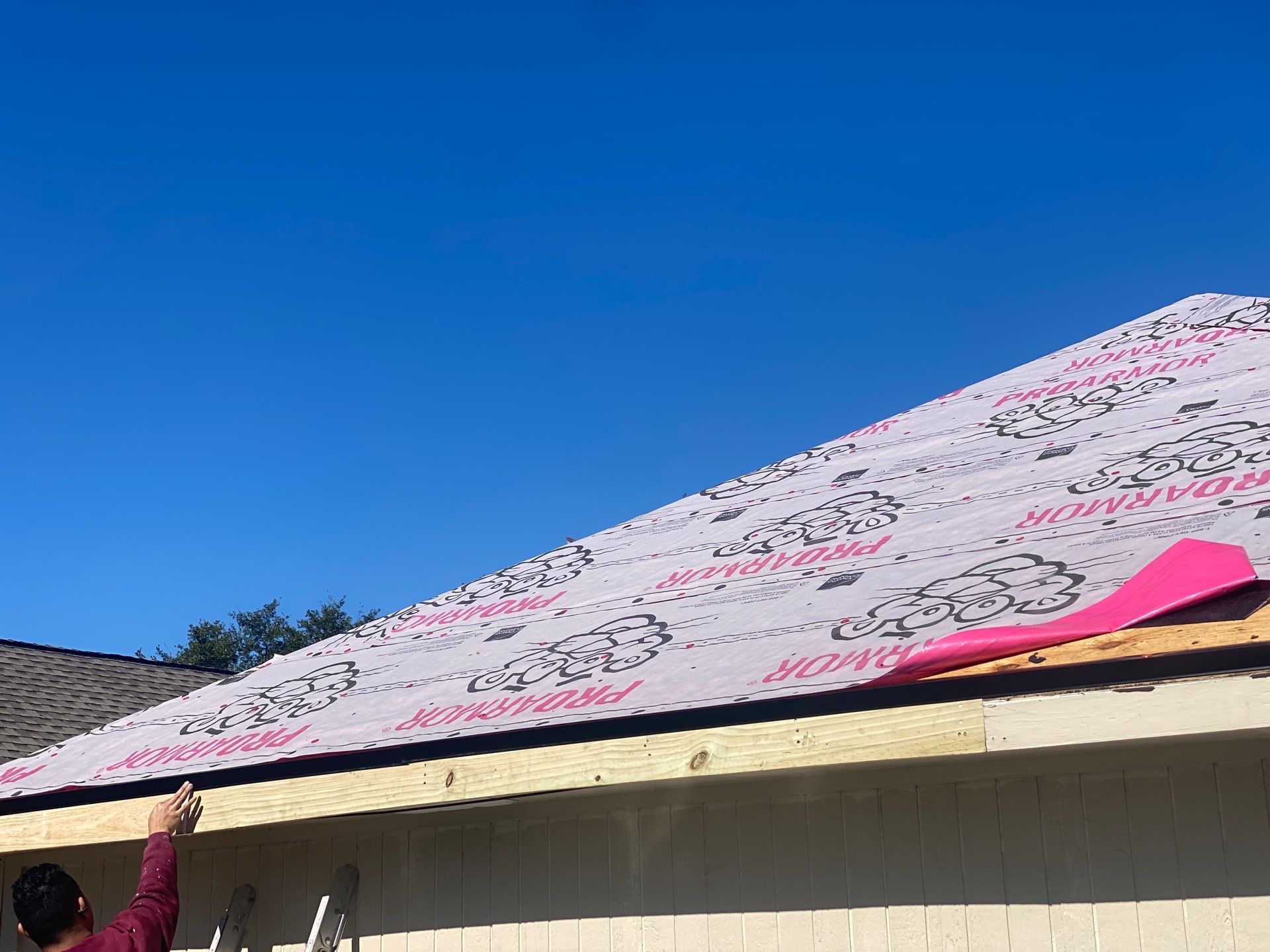 Residential Roofing Installation using Owen's Corning Duration (Lifetime) Shingles by Roof Repair Company