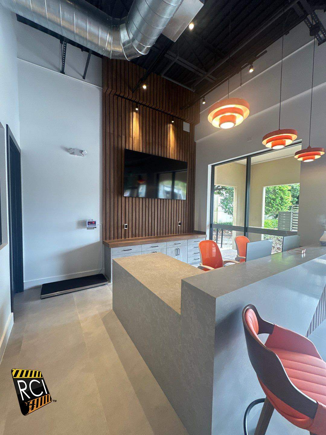 Urban Paws by Ruiz Construction Inc
