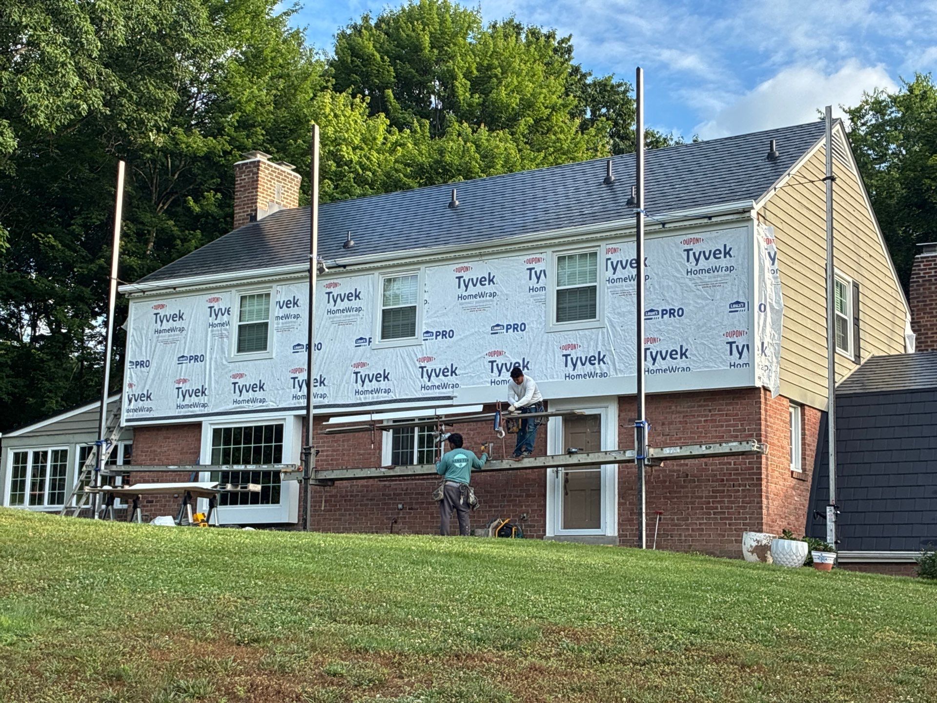 James Hardie Transformation of a Majestic Sewickley Heights Home by Ideal Siding Pittsburgh