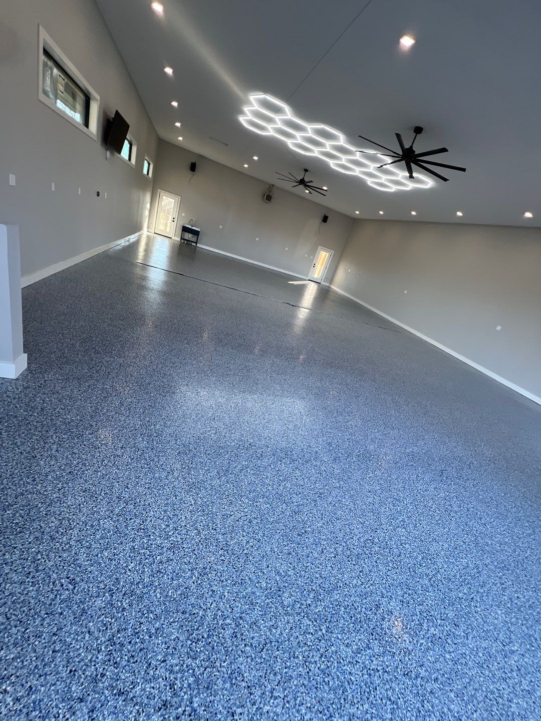 Shop Flake Floor  by Cutting edge painting 