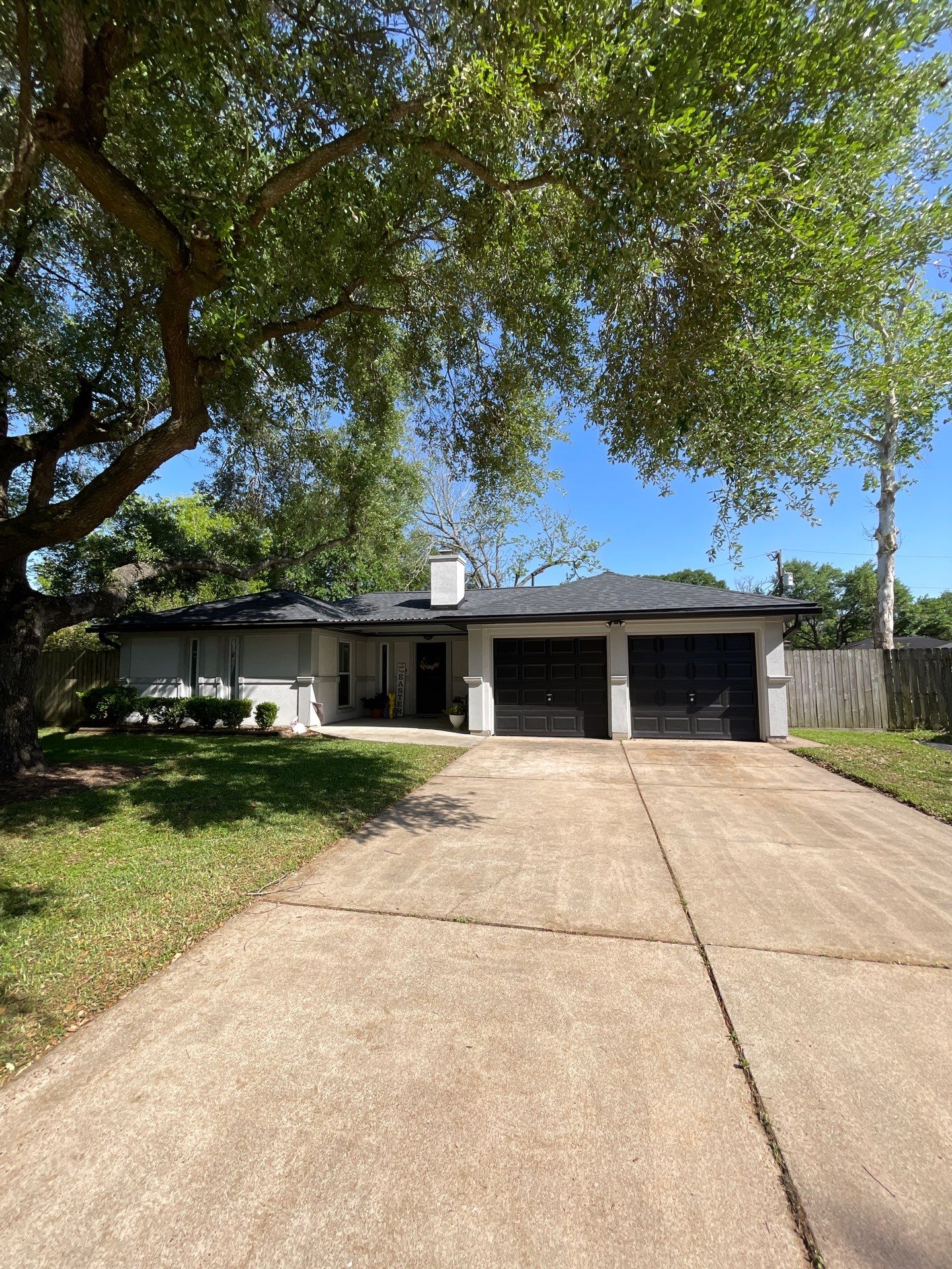 Alvin Roof Install by Modern BYLT Roofing & Construction