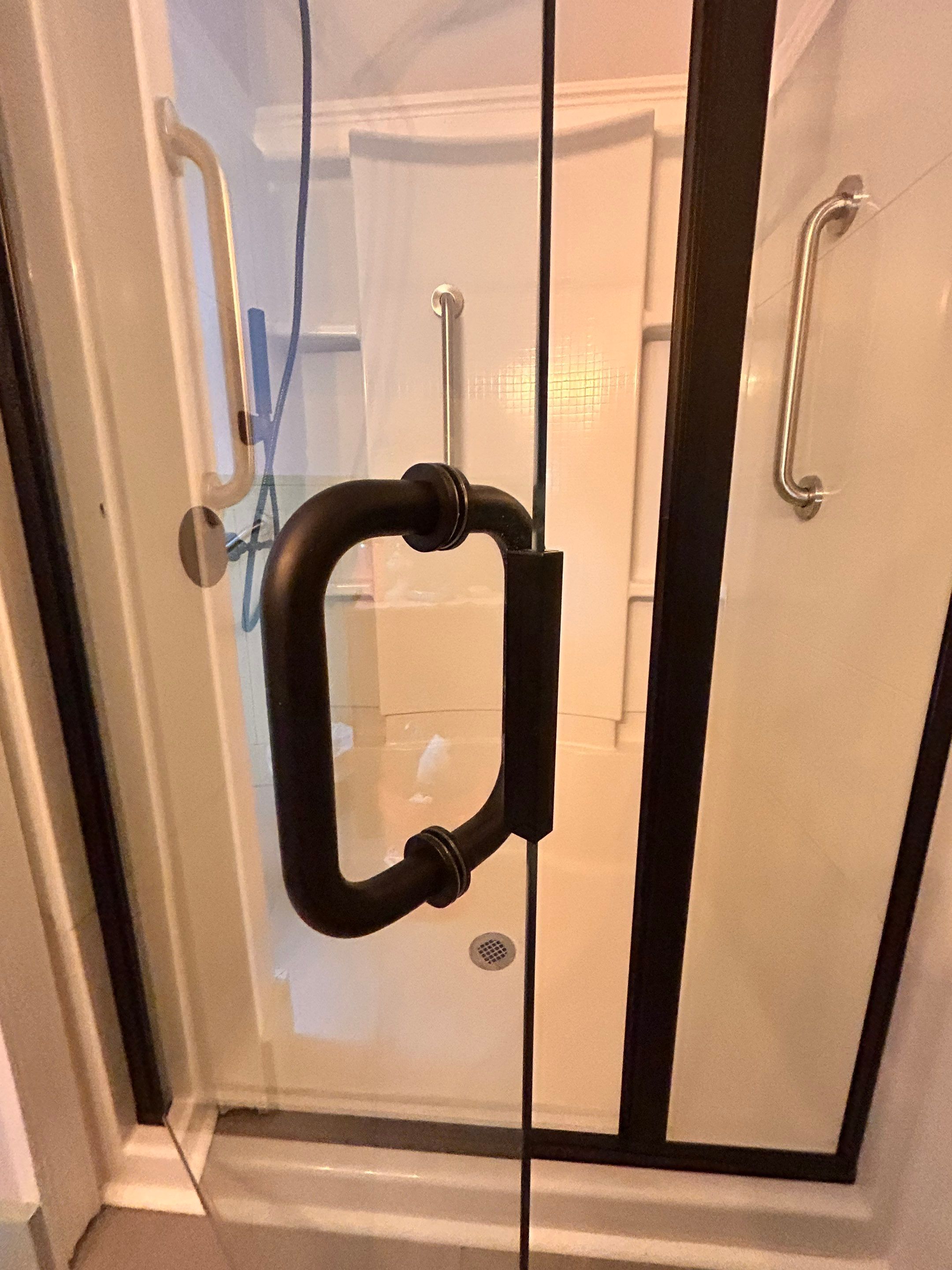 Shower using Alumax Shower by Cheshire Glass Company