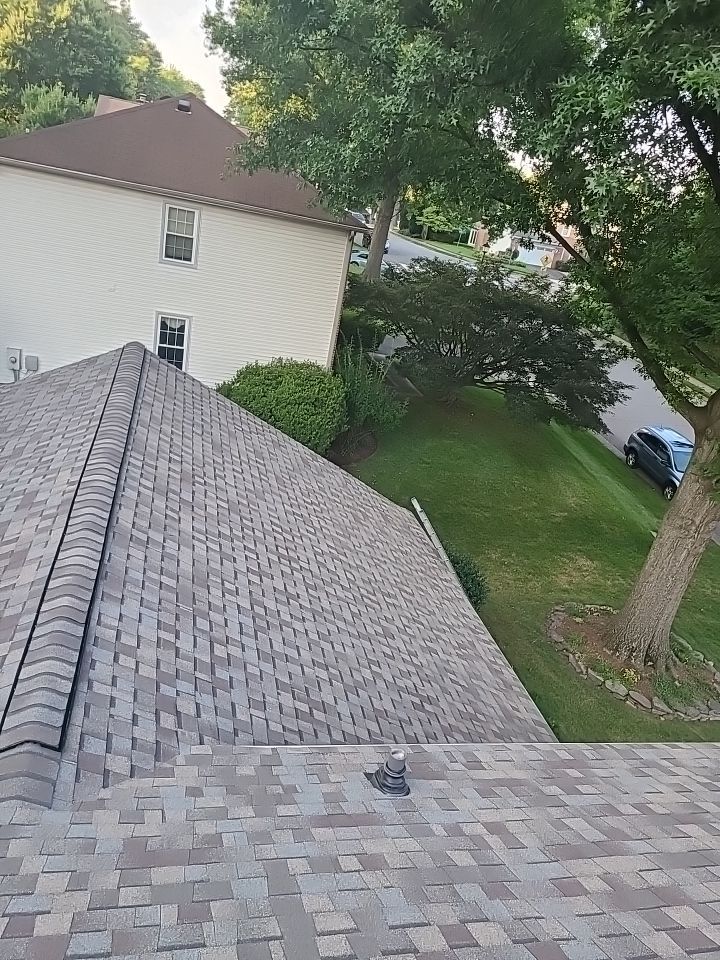 Burke: CertainTeed Landmark Pro Architectural Shingles in Max Def Weathered Wood by RM Banning, Inc.