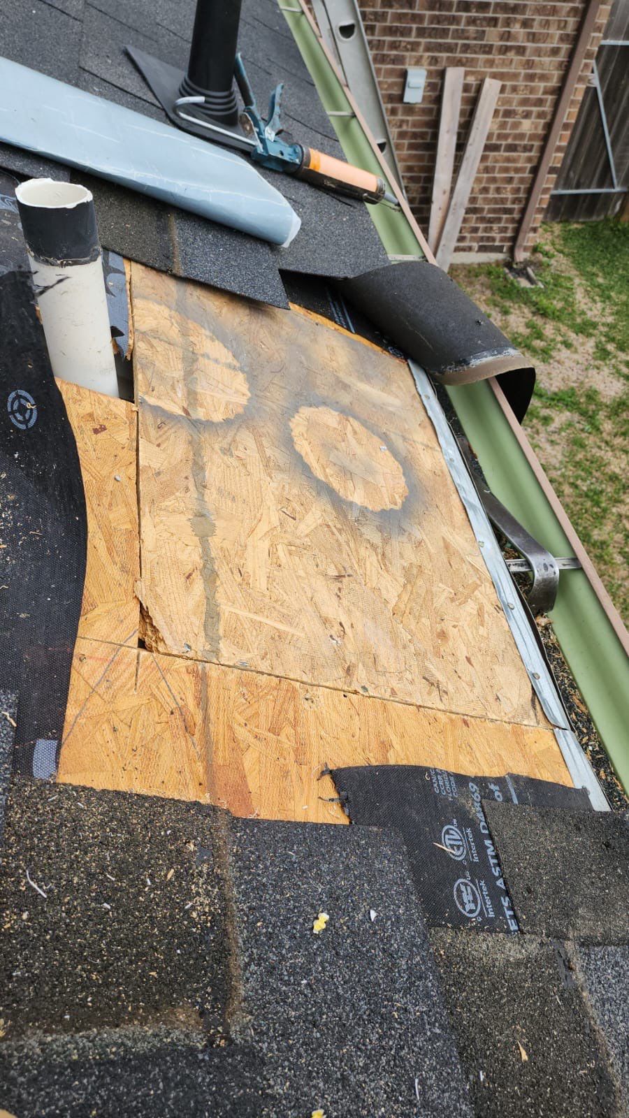 Residential Roofing Repair using Owen's Corning Duration (Lifetime) Shingles by Roof Repair Company