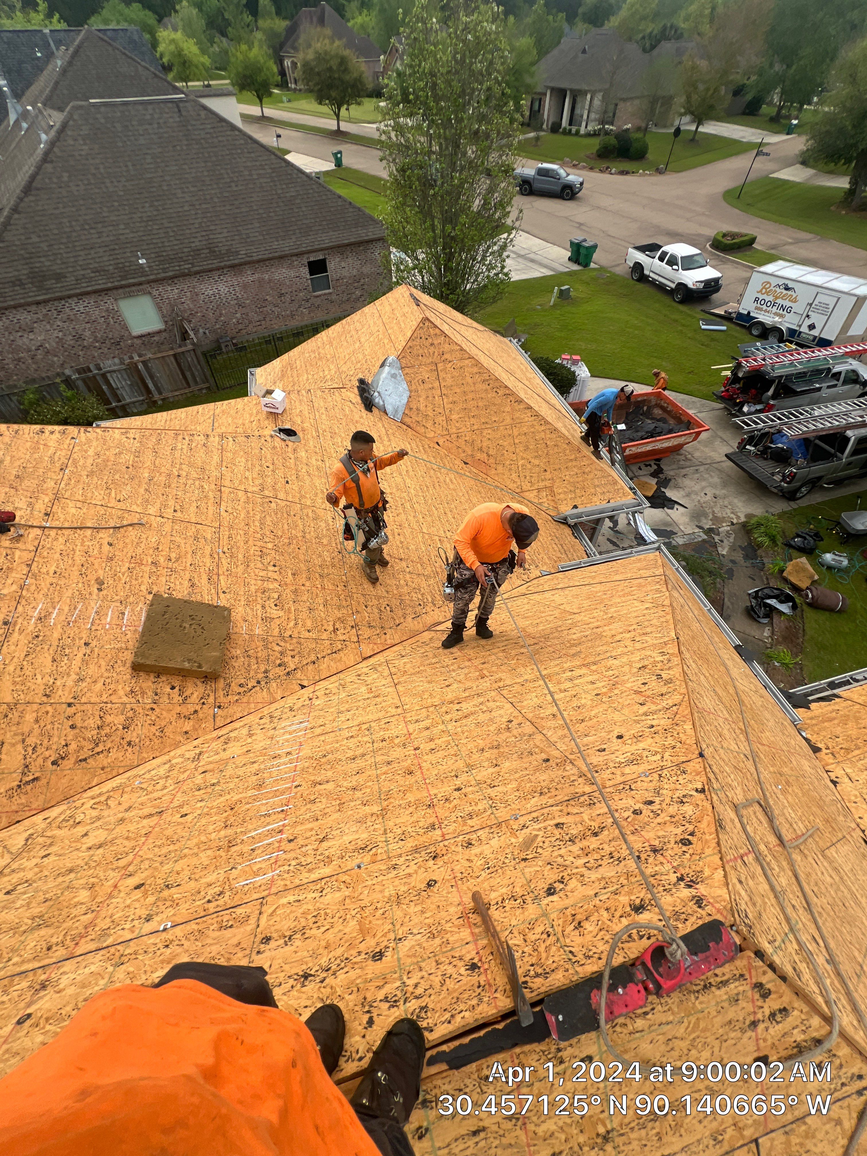 IBHS Fortified Residential Roofing Installation using GAF Timberline HDZ Slate Algae Resistant Laminated High Definition Shingles by Bergens Roofing