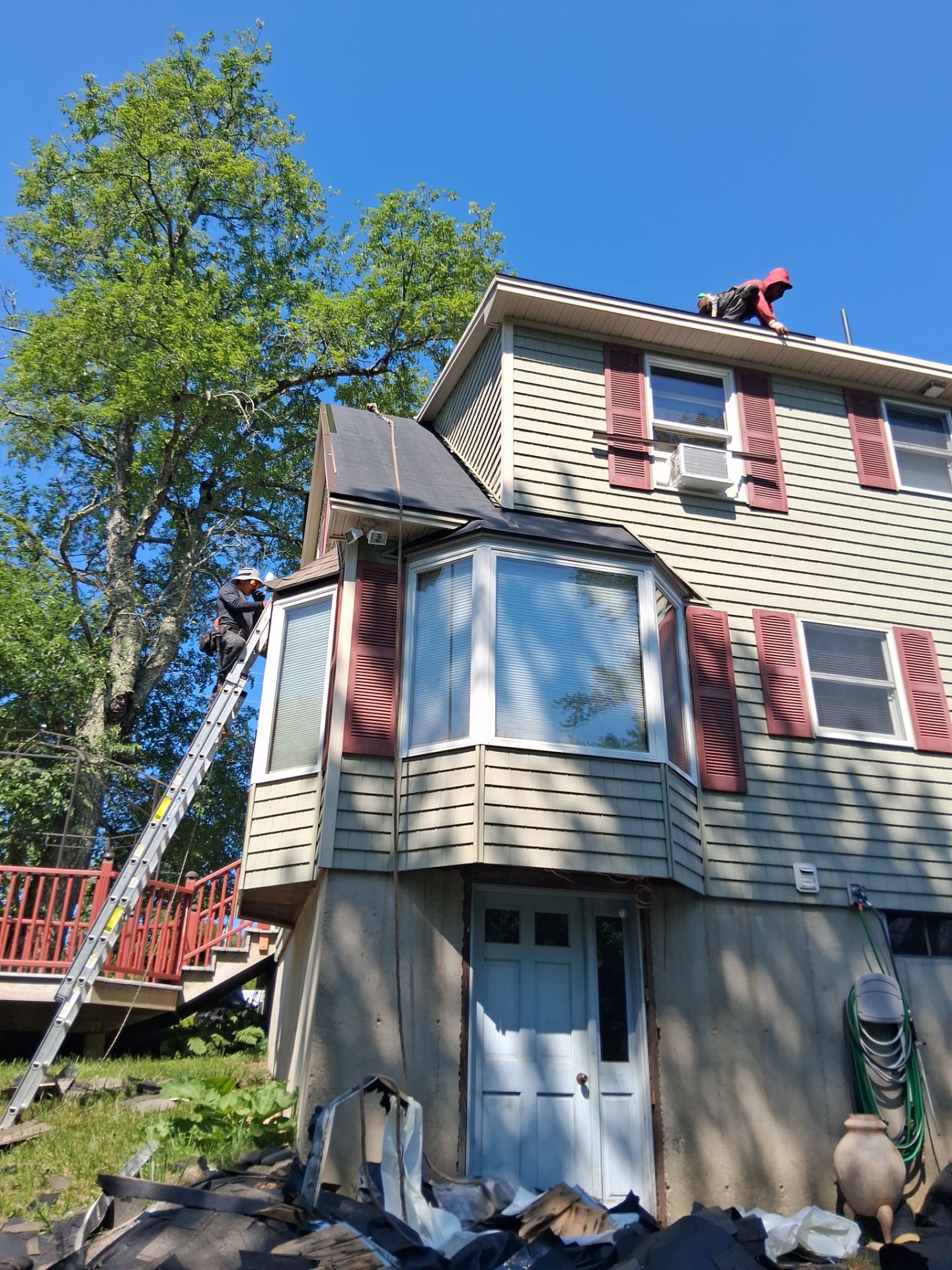 ๐ก Another Roof, Another Happy Home! ๐ฒ by Tall pine roofing