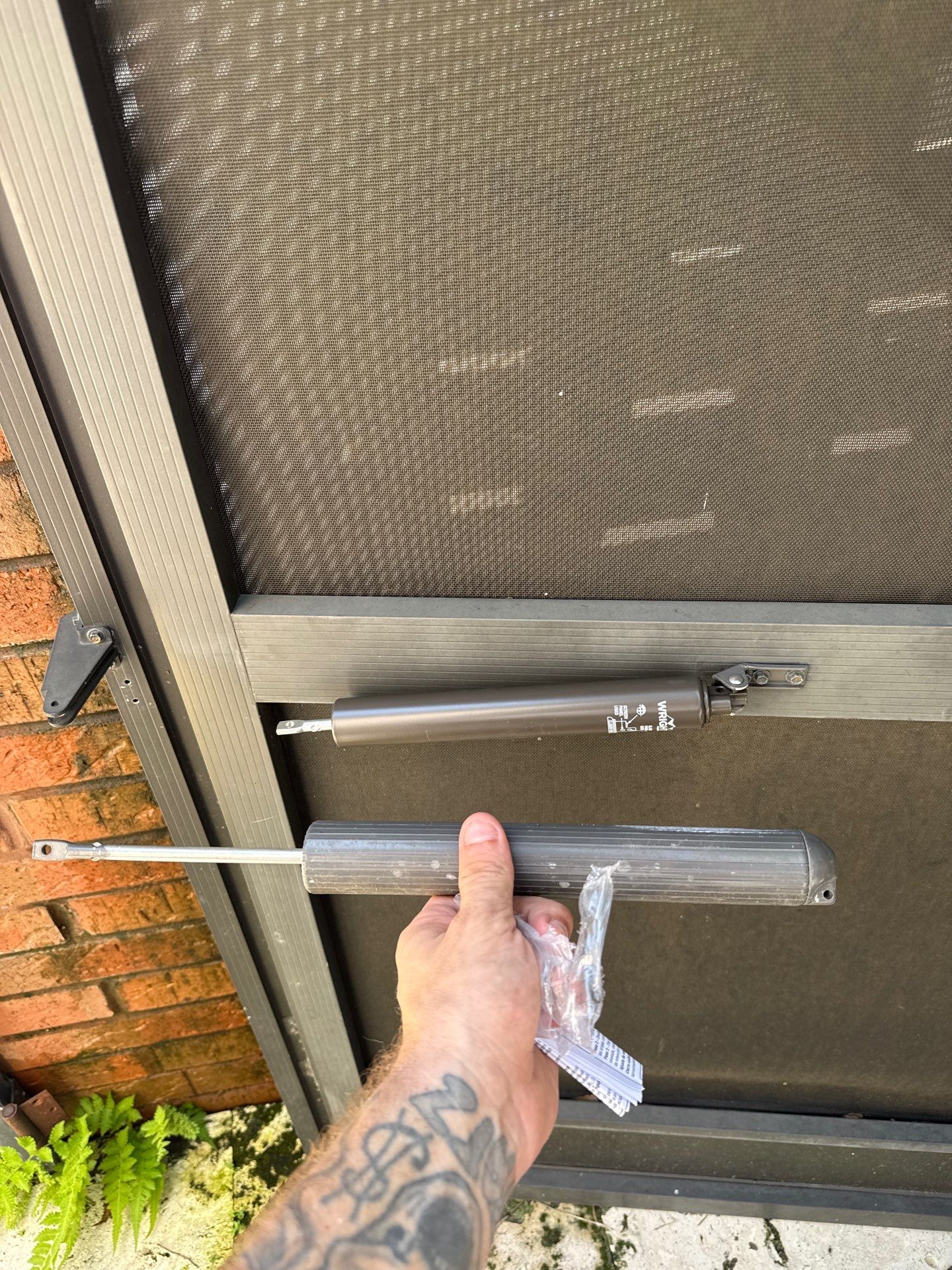 Handyman Services In Orlando by Axtra Hand