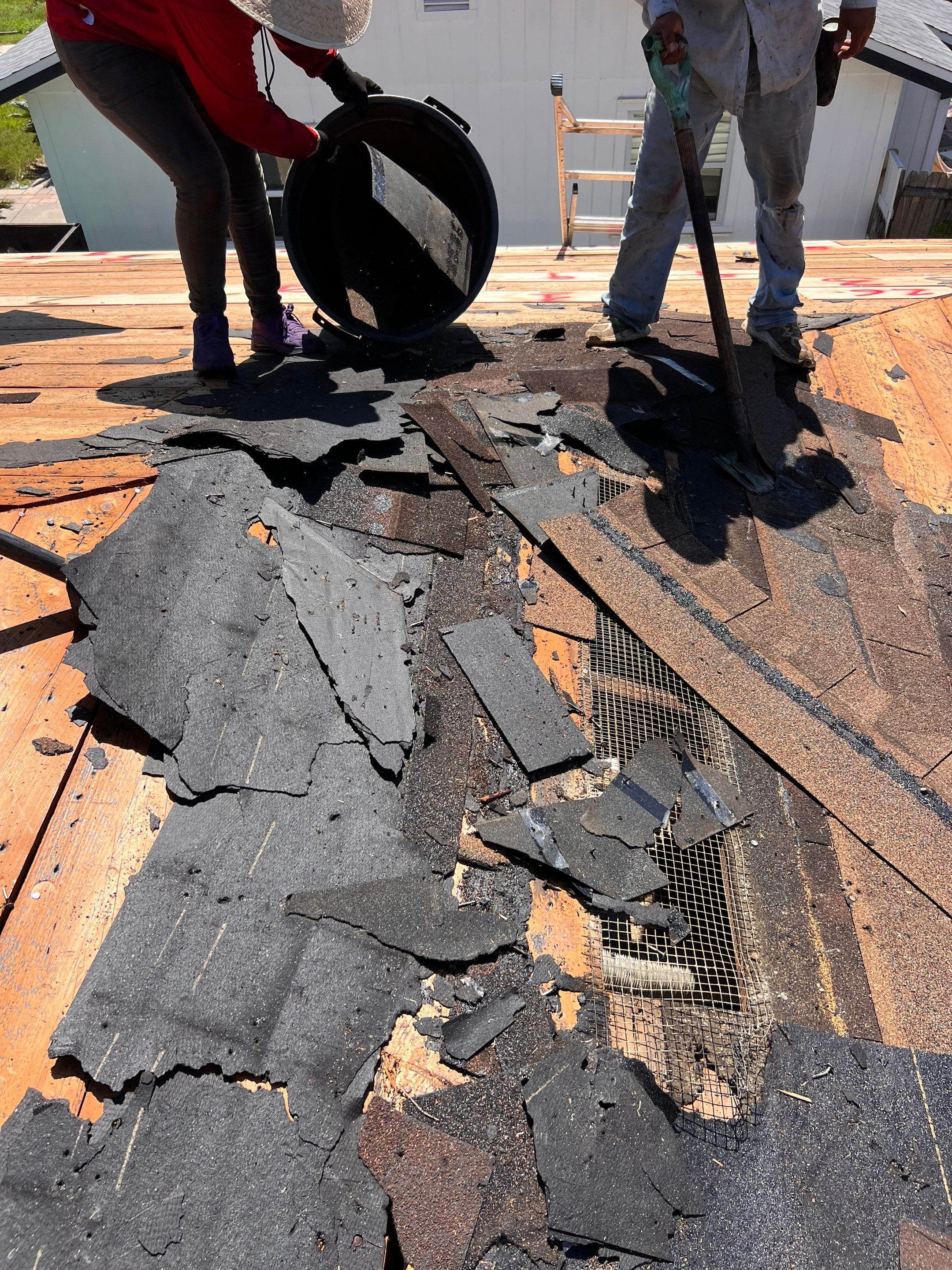 Project in St. Petersburg 33714 by Mitchell Roofing Company LLC 