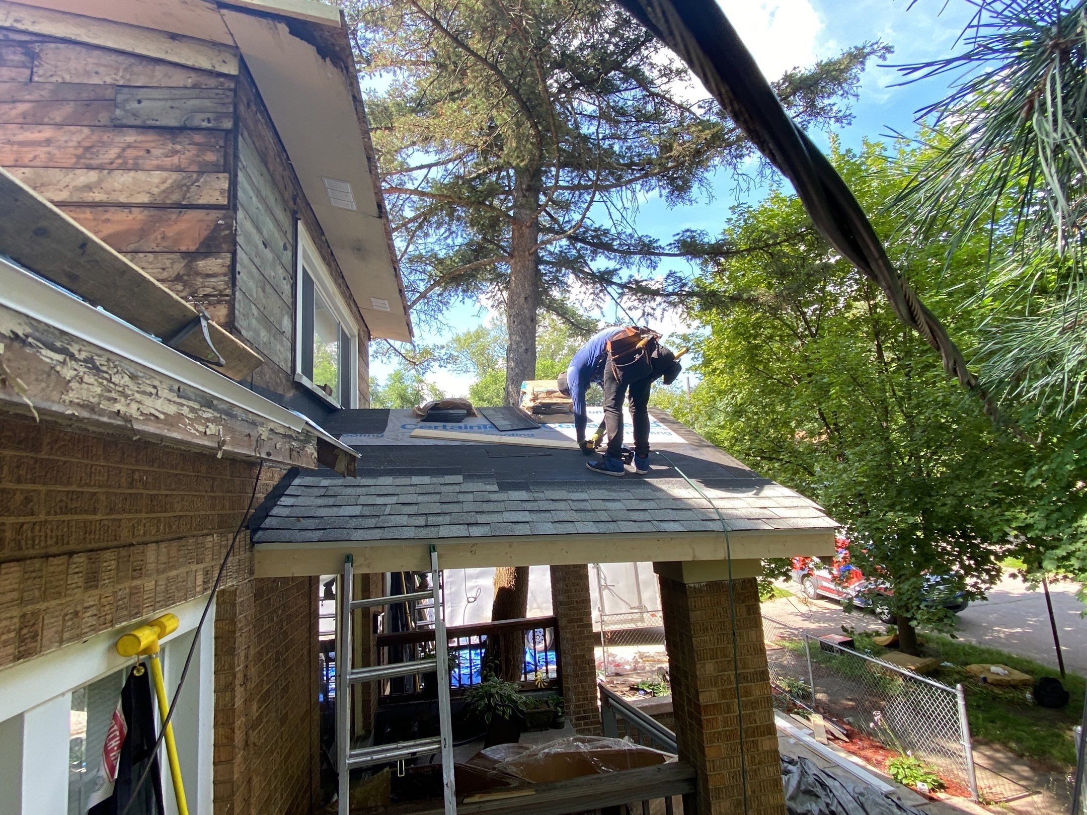 Roof Replacement using CertainTeed Landmark by 180 Contractors