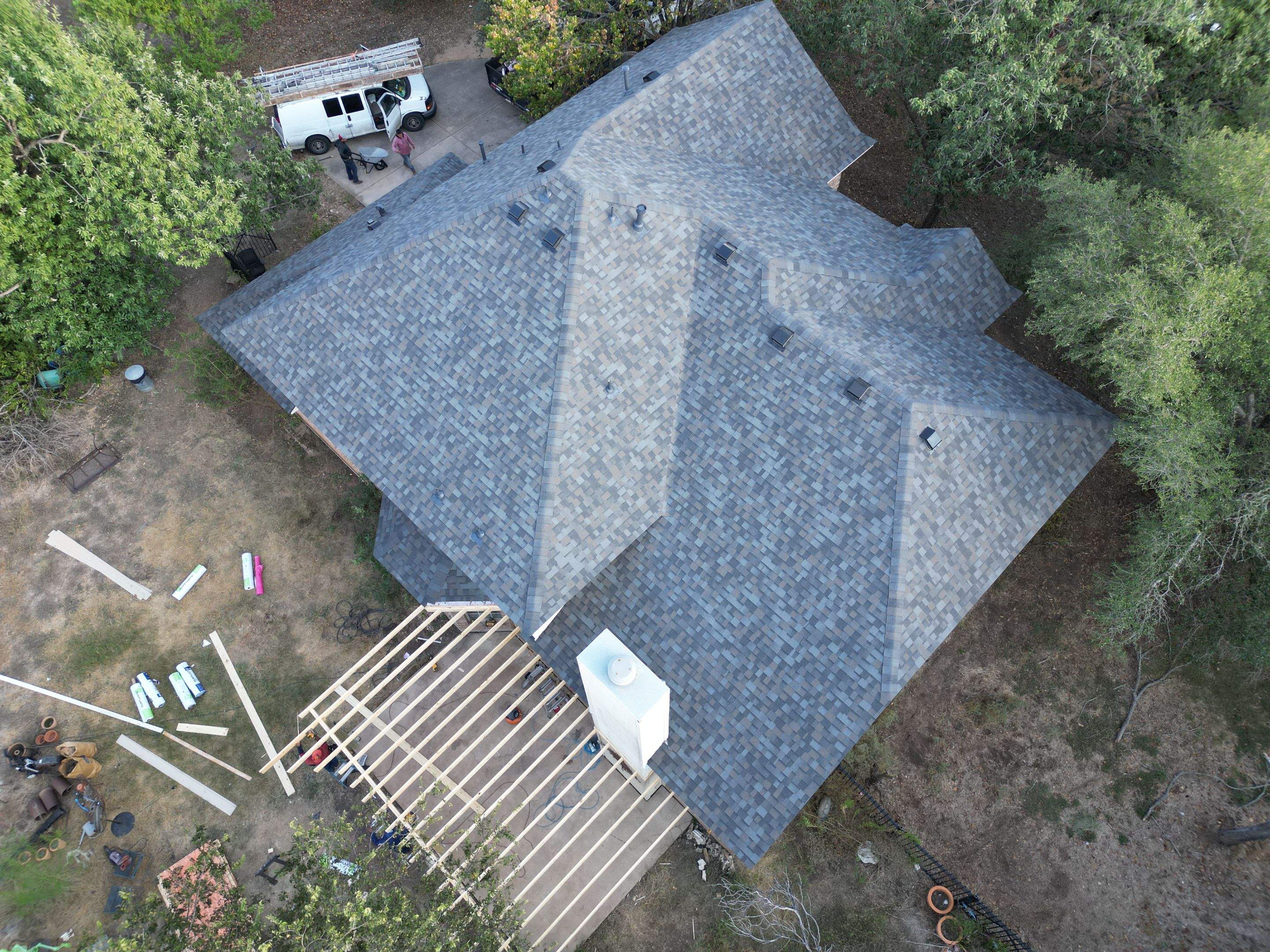 Williamsburg Gray - Owens Corning TruDefinition Duration by RoofsOnly.com