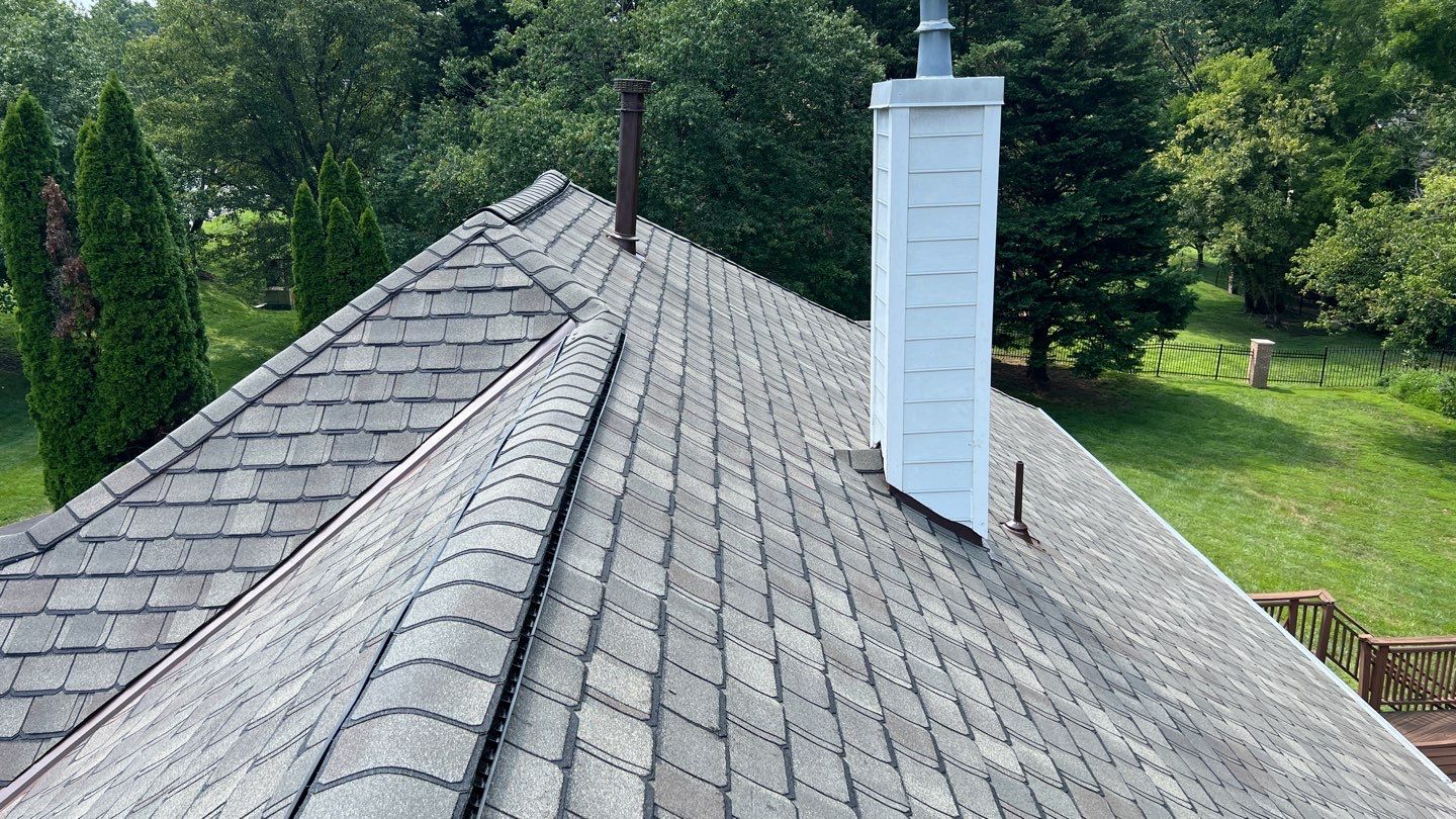 Roof Replacement using Certainteed Grand Manor Shingles by American Home Contractors