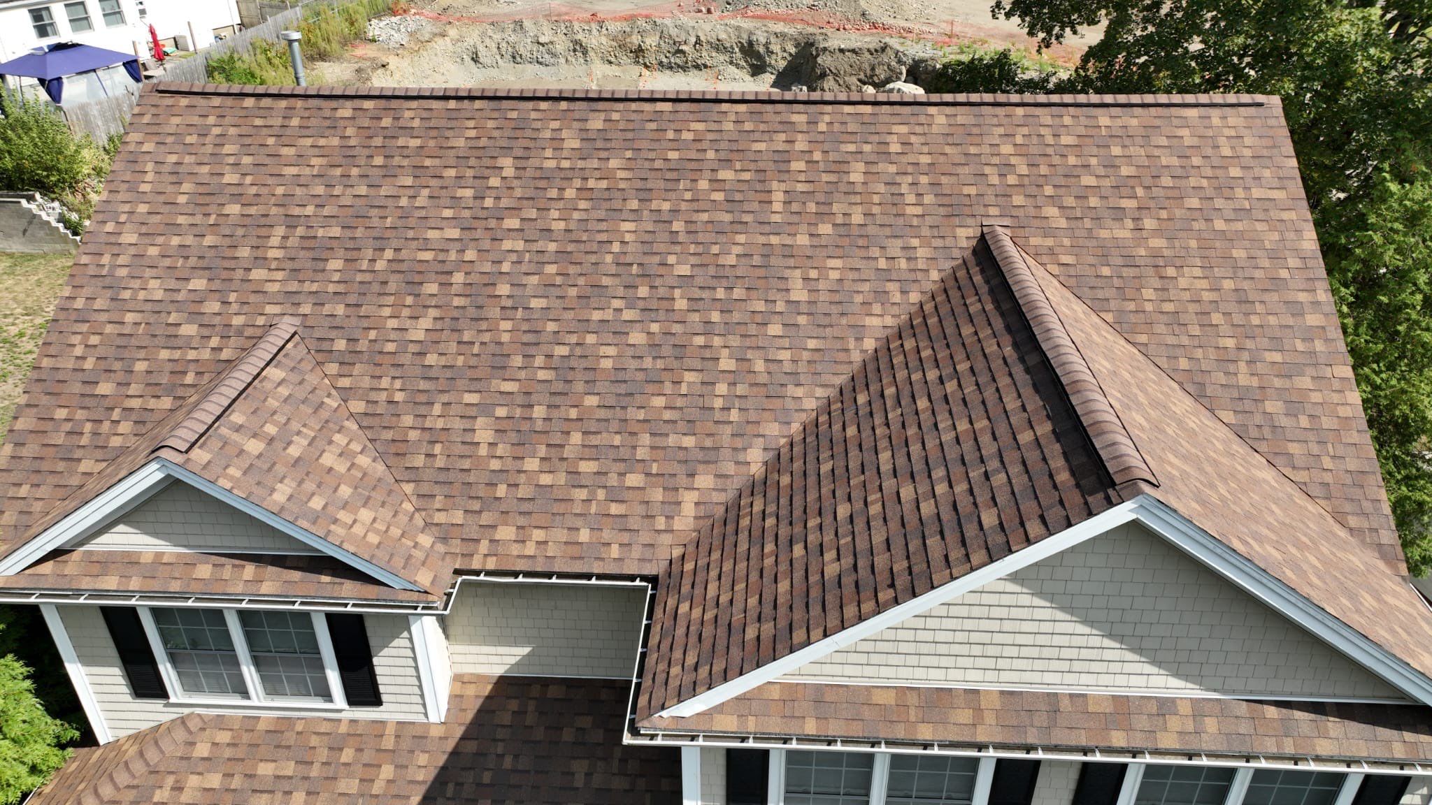 Full Roof Replacement in Waltham, MA – Owens Corning Duration, Desert Rose by JOHNNYS PRO