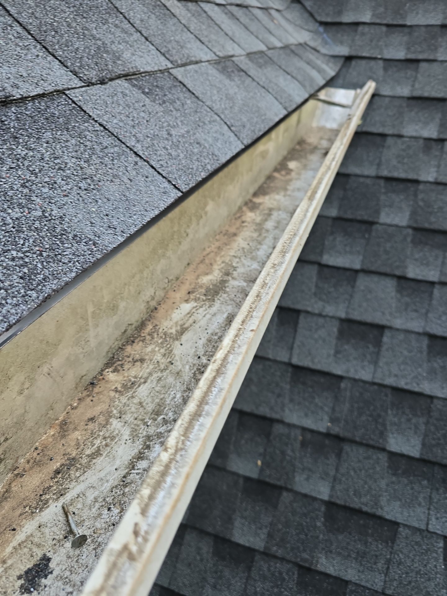 GAF Timberline HDZ Charcoal by Element Pros Roofing, LLC