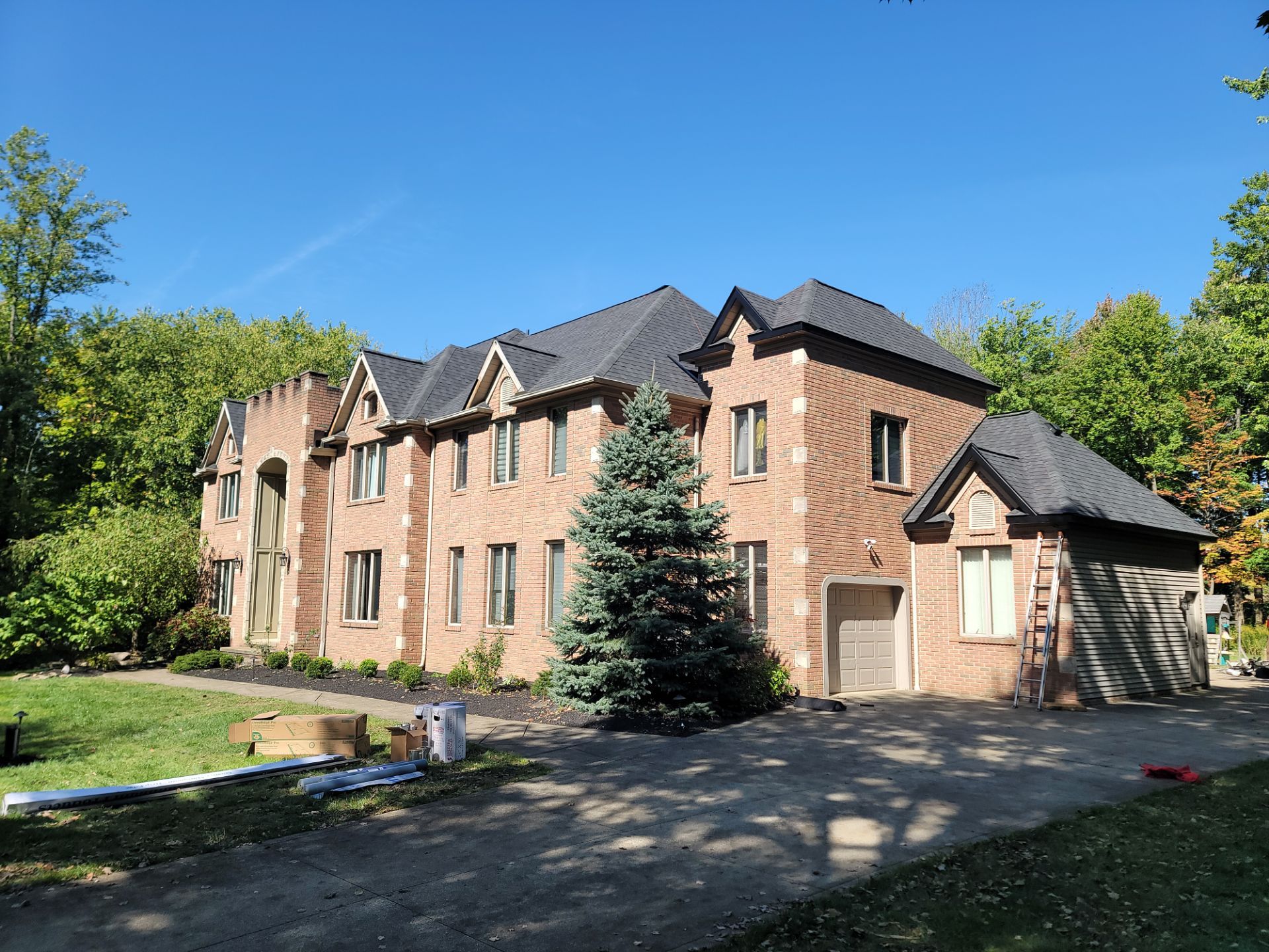 Atlas Pinnacle, Color, Black Shadow, Drip Edge, Color, Black by Eagle Eye Roofing