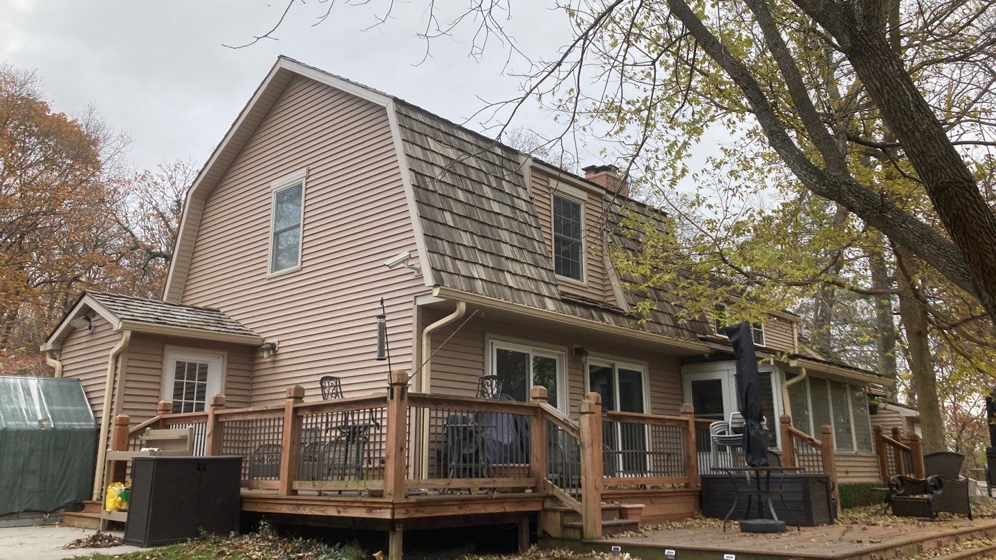 Residential Roofing Installation using OC OakRidge by EEC  Windows, Siding & Roofing 