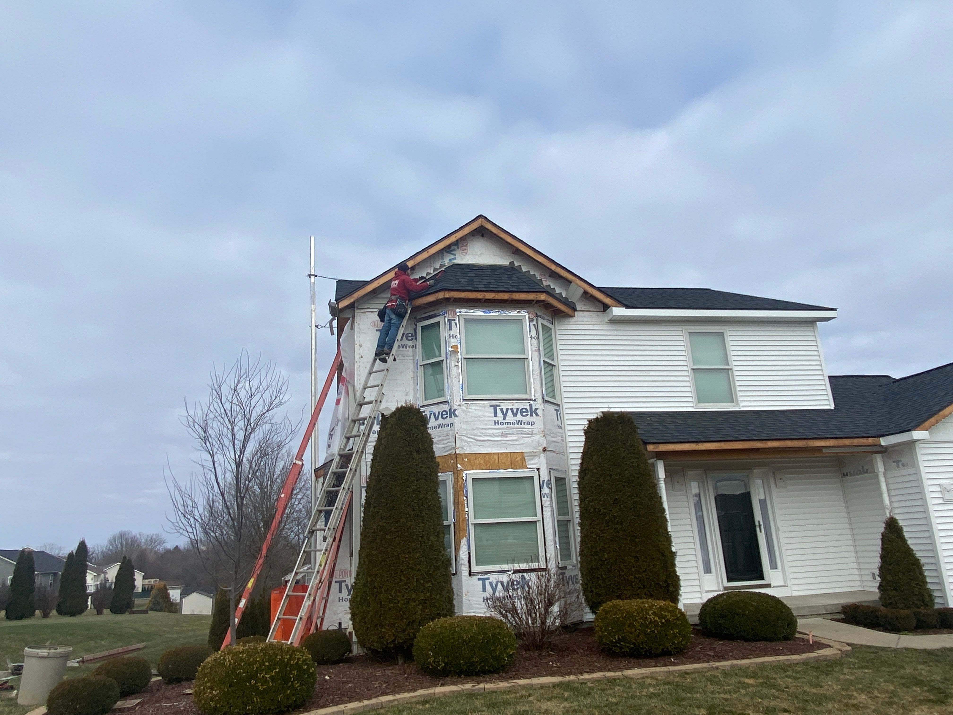 Siding Replacement using Certainteed Classic Restoration D4 by 180 Contractors