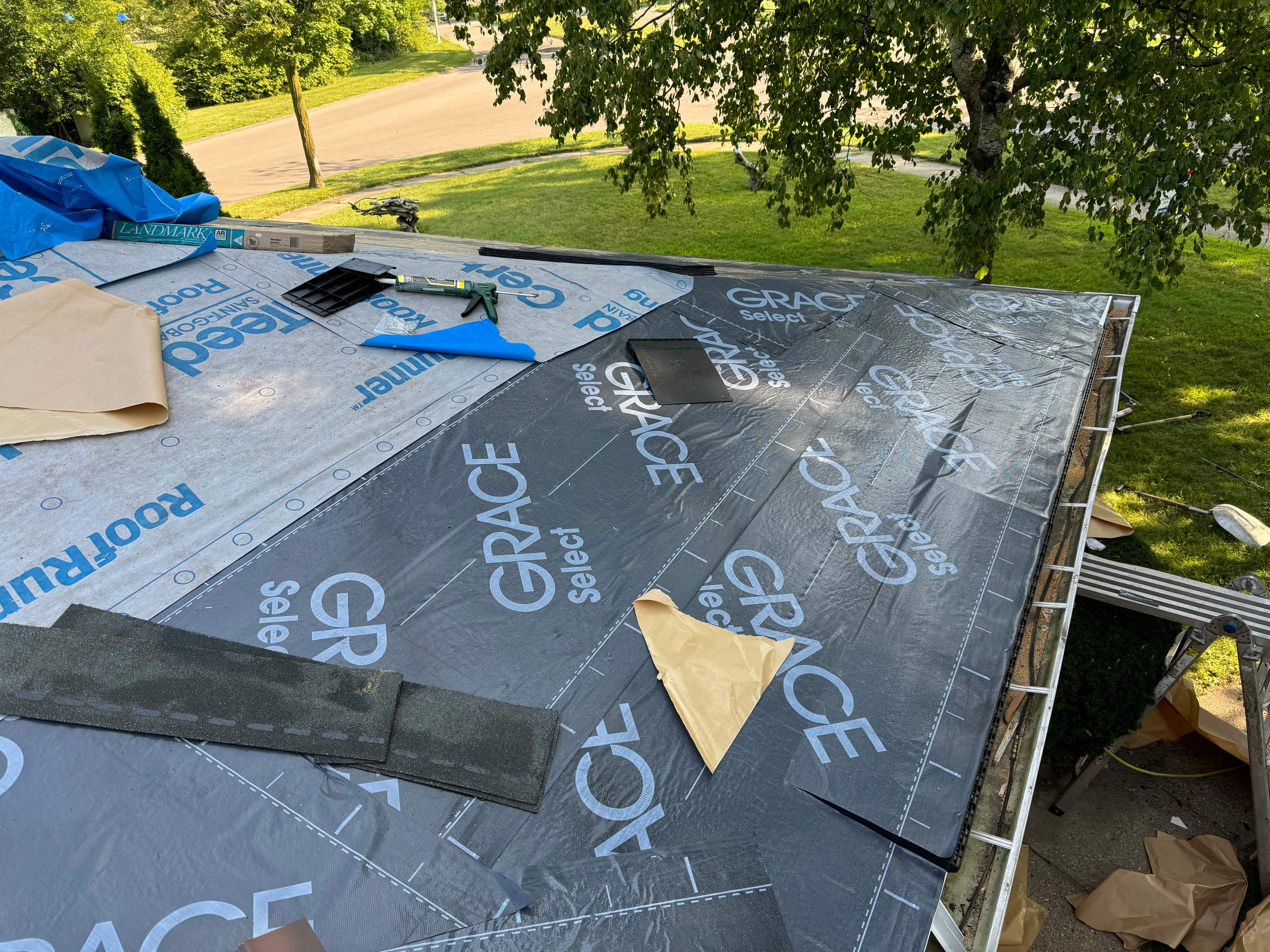 Roof Replacement using Certainteed by GRACCO