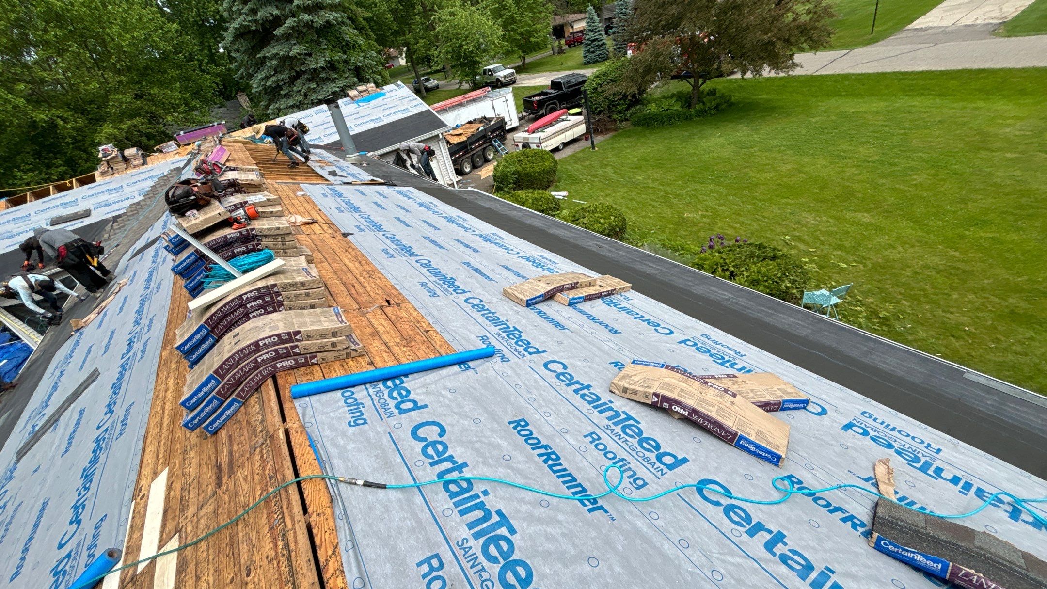 Roof Replacement using CertainTeed Landmark Pro by 180 Contractors