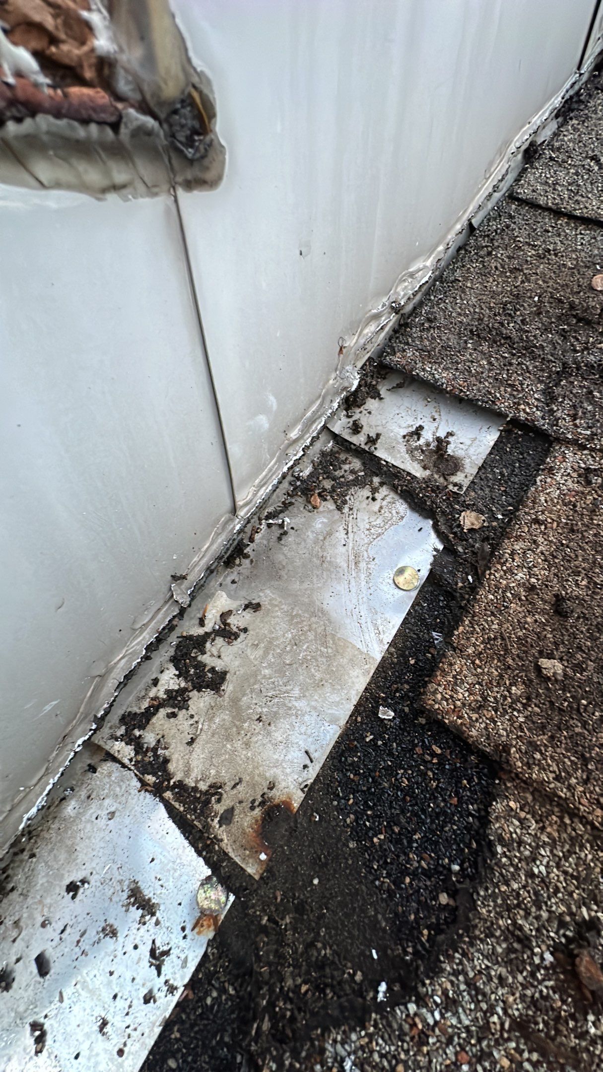 Residential Roofing Installation using Owens Corning by WIW Enterprises Inc