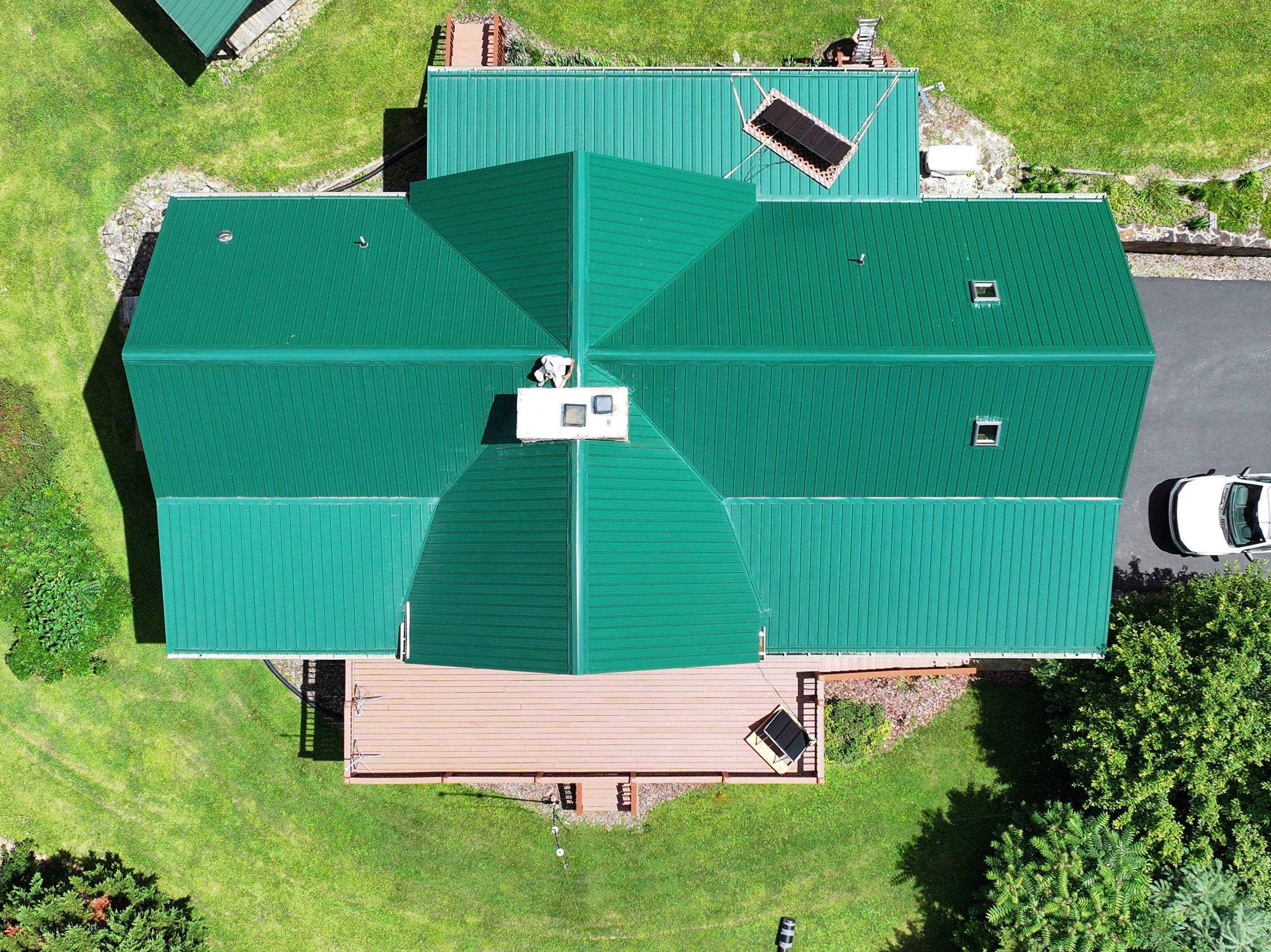 Crigger Residence by Omnia Roofing