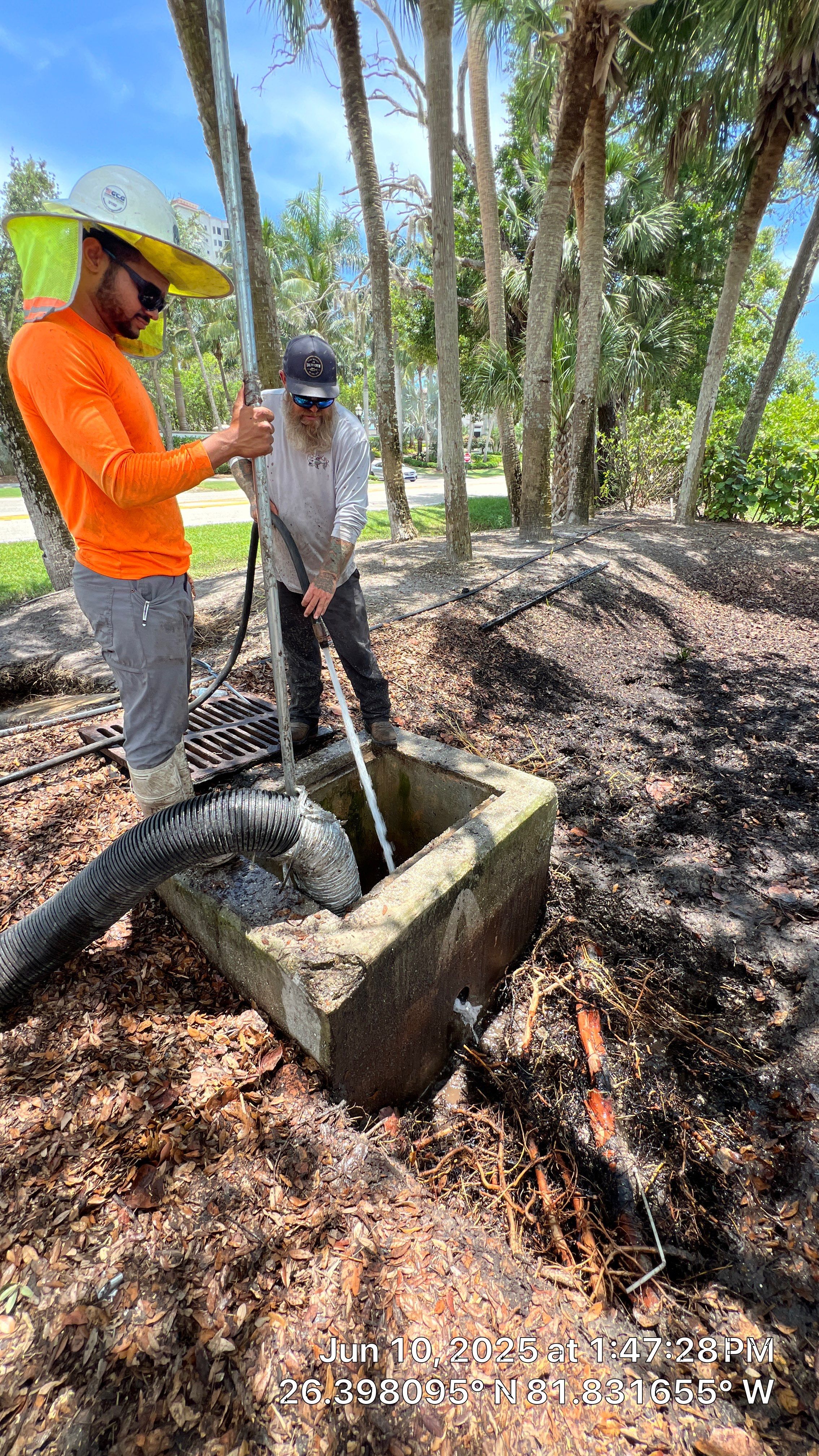 Pelican Landing Beach Parking Lot Stormwater System Maintenance by Don Mar, Inc. Storm Water Solutions