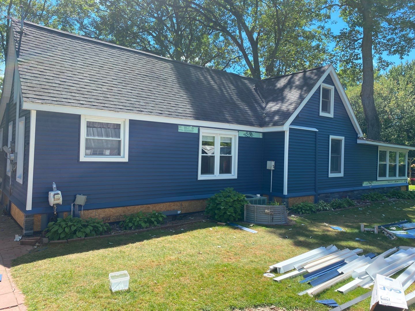 Siding Replacement using Certainteed Restoration Classic D4 by 180 Contractors