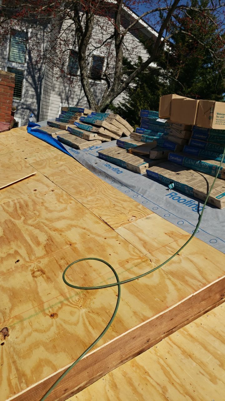 McLean: CertainTeed Landmark Designer Shingles in Charcoal Black by RM Banning, Inc.