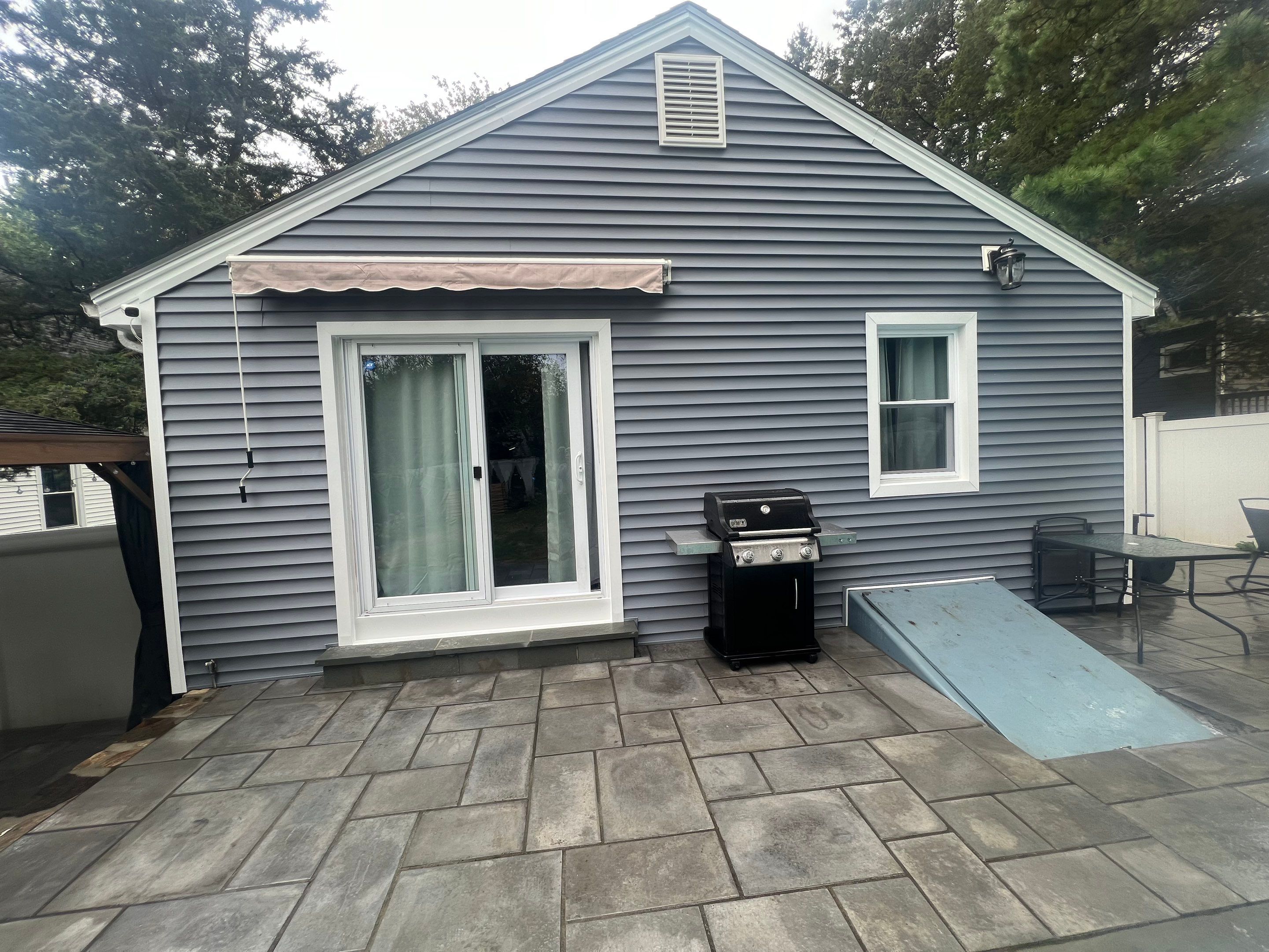 Siding Installation using Certainteed Mainstreet Monogram Siding - D4 - Flagstone by A Plus Exterior