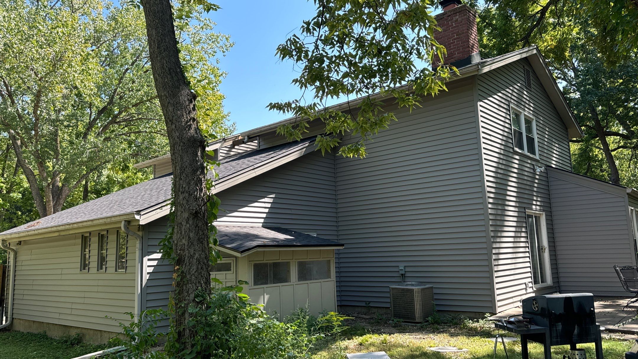 BYE BYE Wood Shakes by EEC Windows, Siding & Roofing