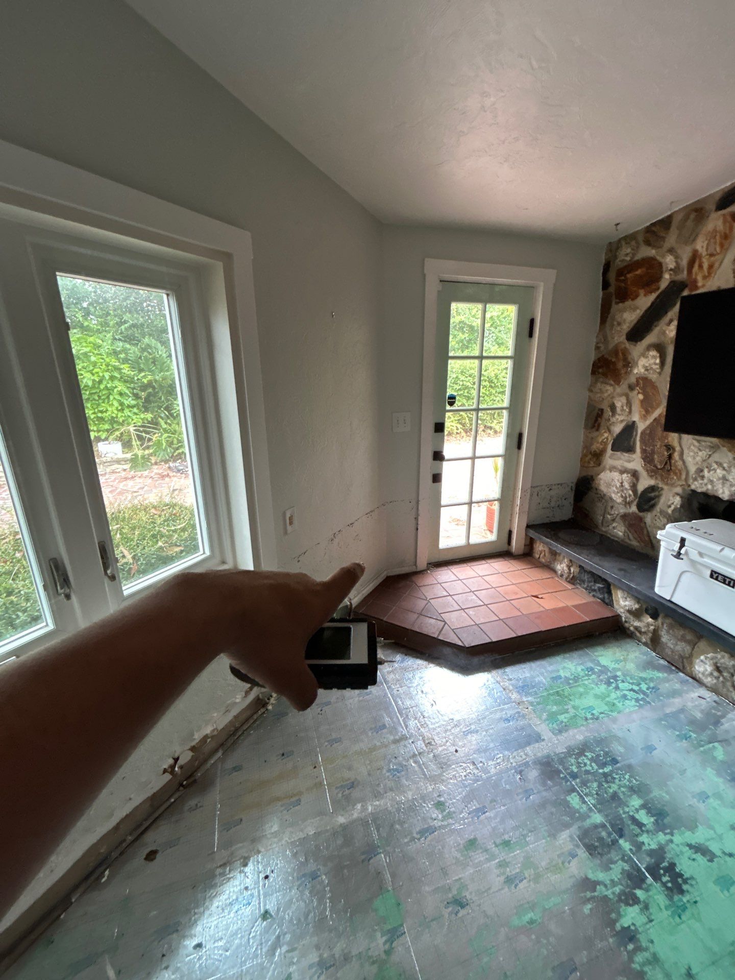 Water mitigation In Bradenton Florida by Ampm Restoration Services 