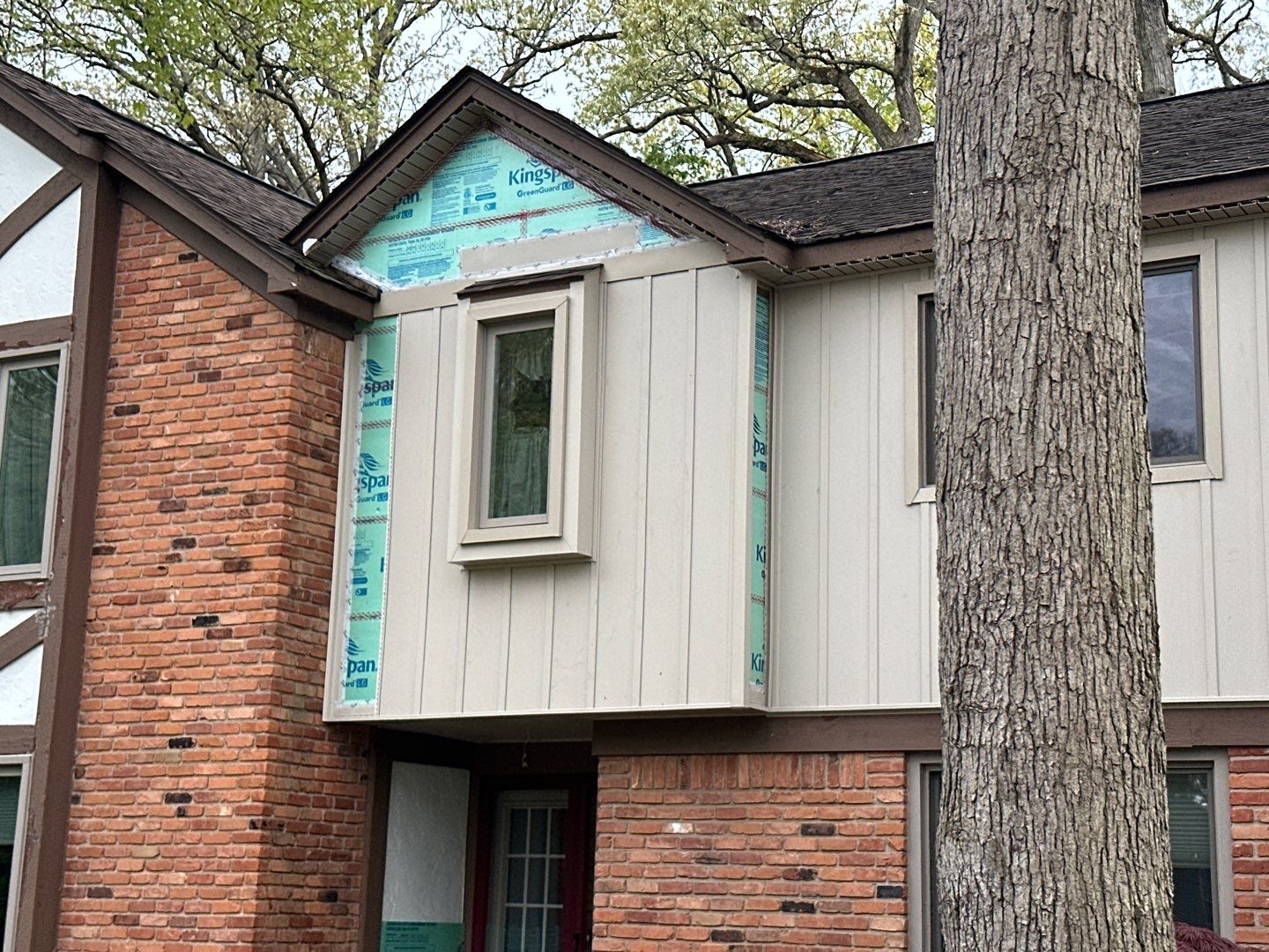 Siding Installation using Alside Monterey Sand by 180 Contractors