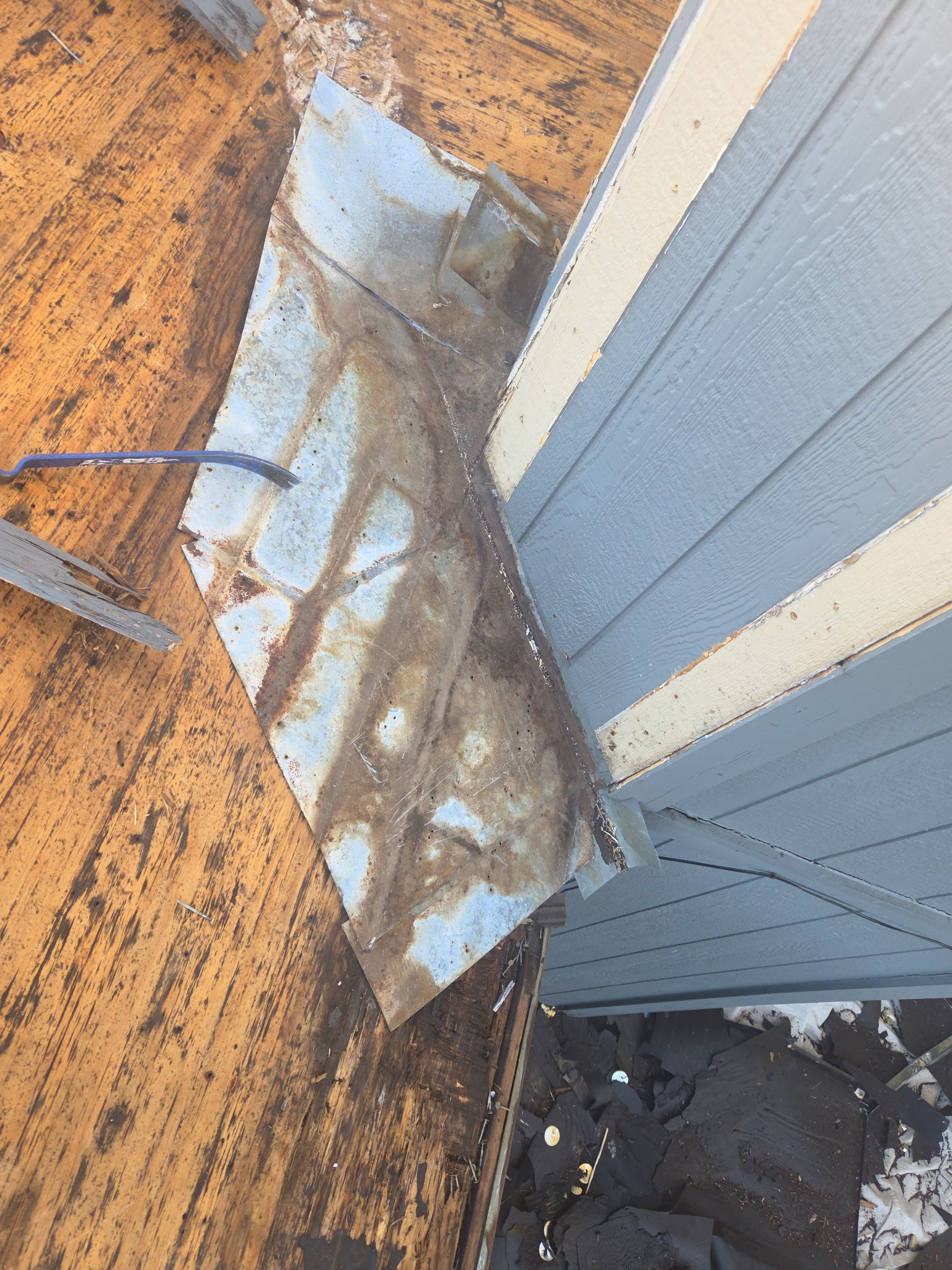 Reroof and custom flashing on duplex in Round Rock by REPS Austin Area Roofer