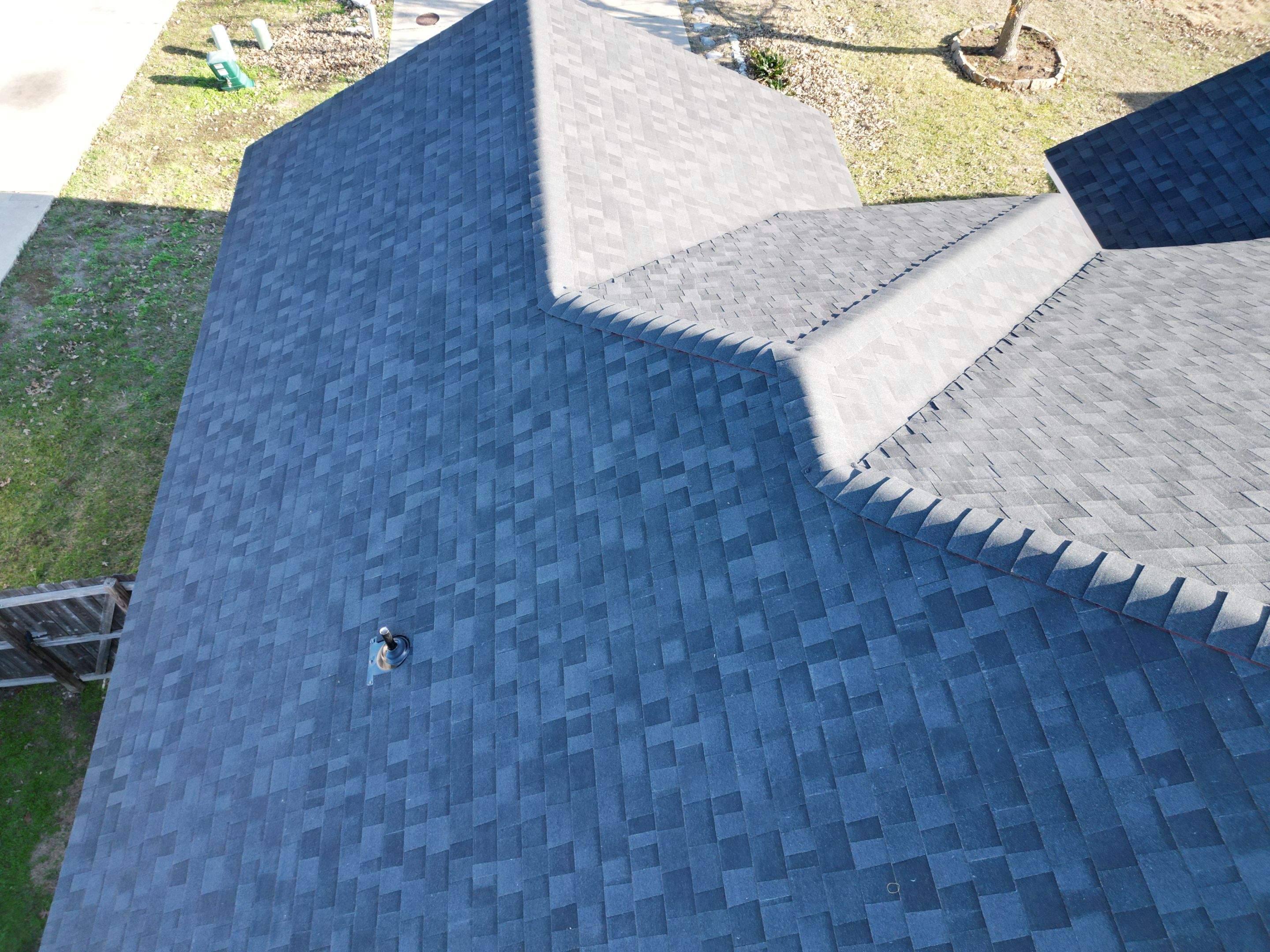 Onyx Black - Owens Corning TruDefinition Duration by RoofsOnly.com