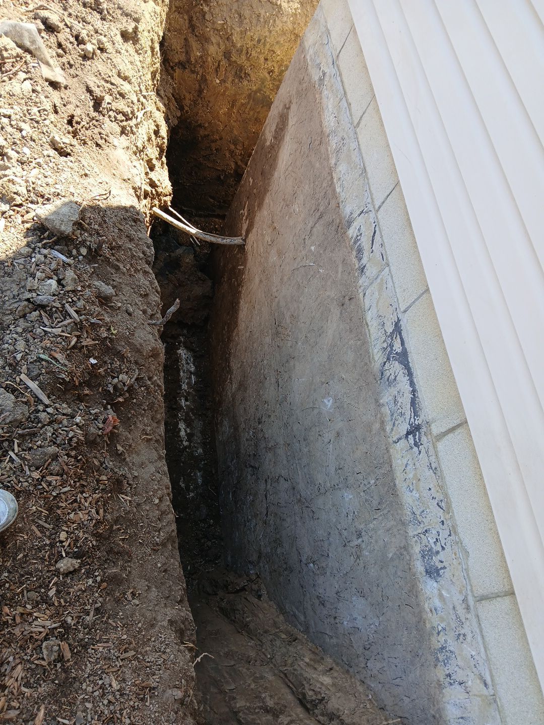 Exterior Waterproofing & Embedded Fiber Reinforcements by Toledo Basement Repair