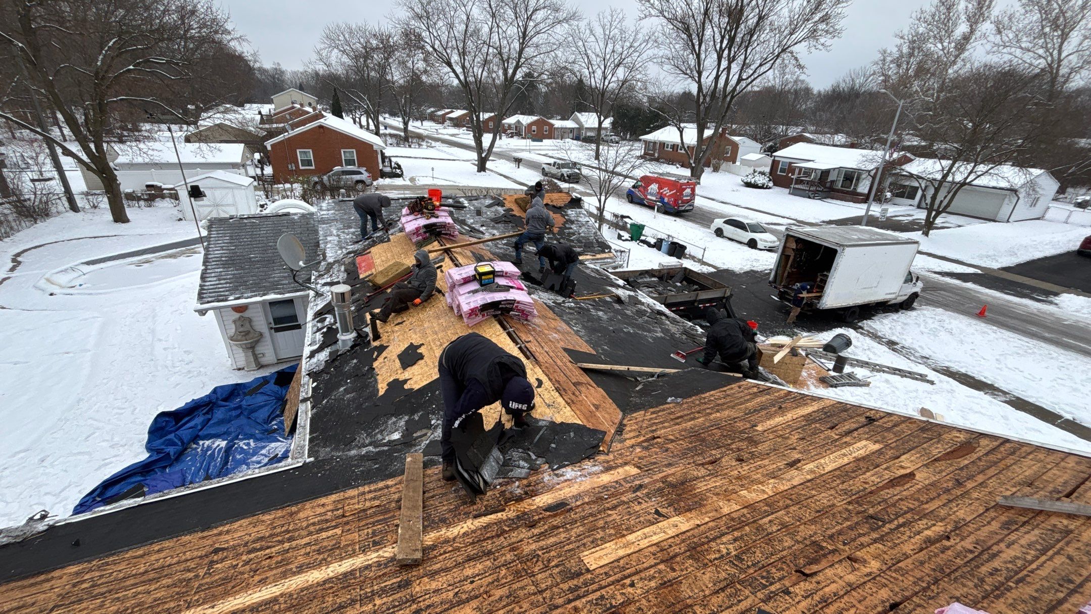 Roof Replacement using Owens Corning Onyx Black by 180 Contractors