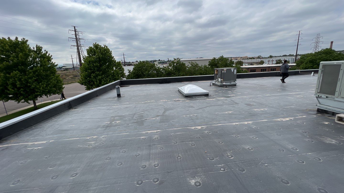 Commercial Roofing Installation using MuleHide EPDM .60 - BLACK by A to Z Roofing