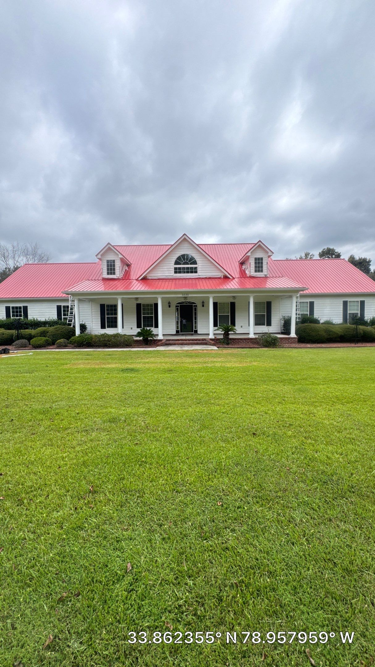 Standing Seam Aluminum by Linta Roofing Inc