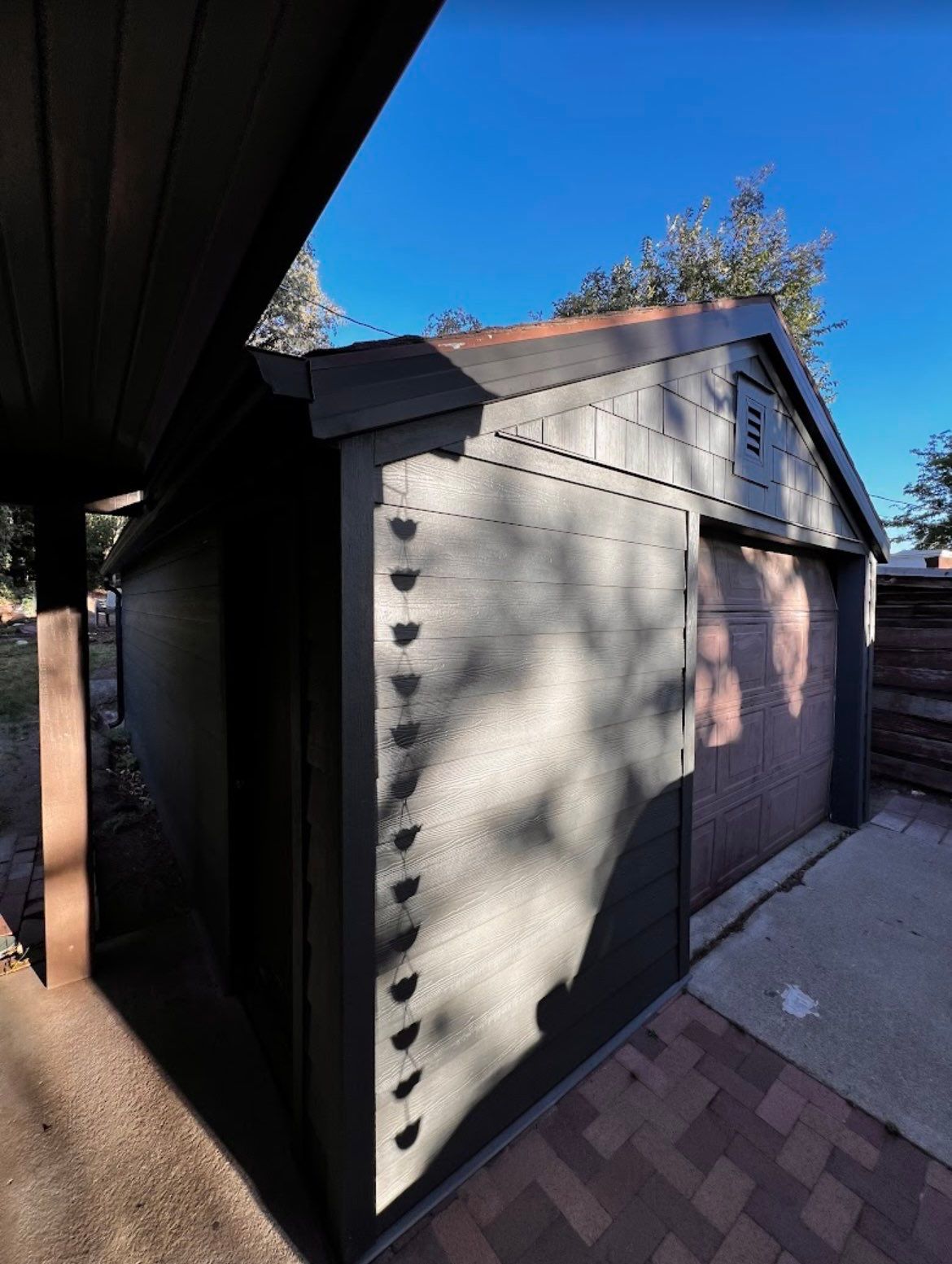Bountiful | Hardie Mixed Siding & Detached Garage | Iron Gray by Ideal Siding Utah
