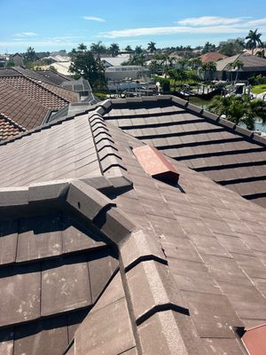 Residential Roofing Installation using Tile