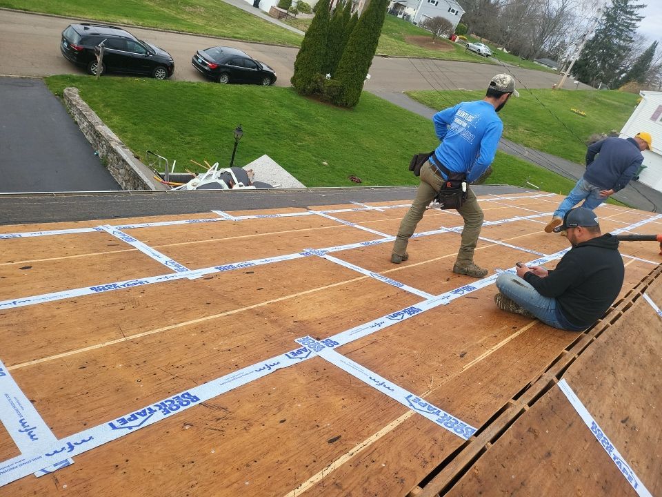 Residential Roofing Installation using Residential Roofing Installation using Owens Corning TruDefinition Duration - Quarry Gray & Sterling Gray Mainstreet siding by A Plus Exterior