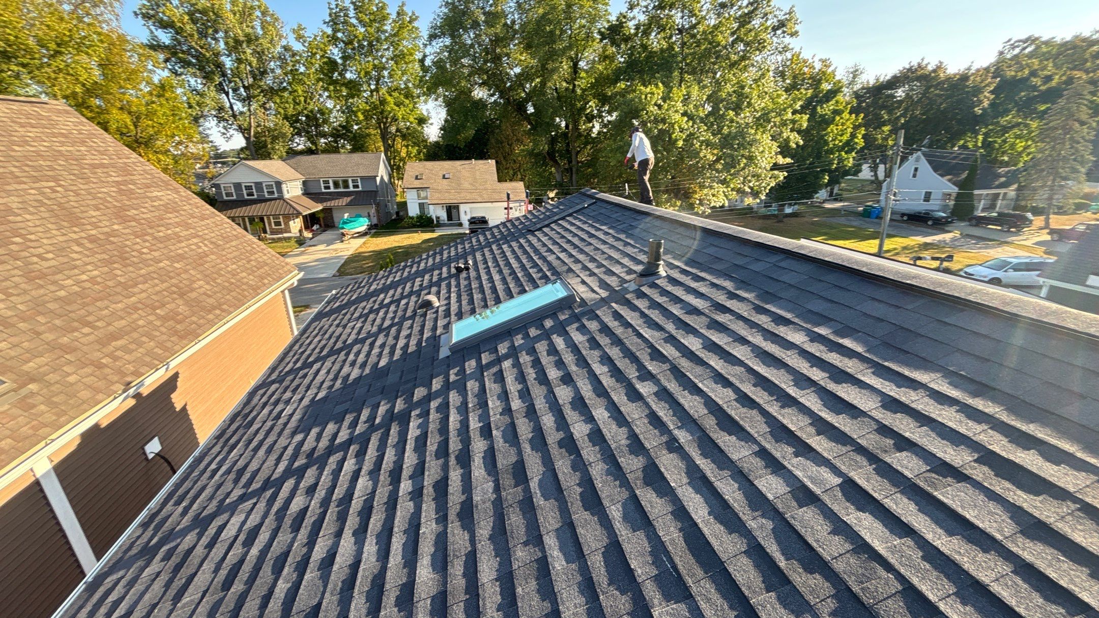 Roof Replacement using Owens Corning Onyx Black by 180 Contractors