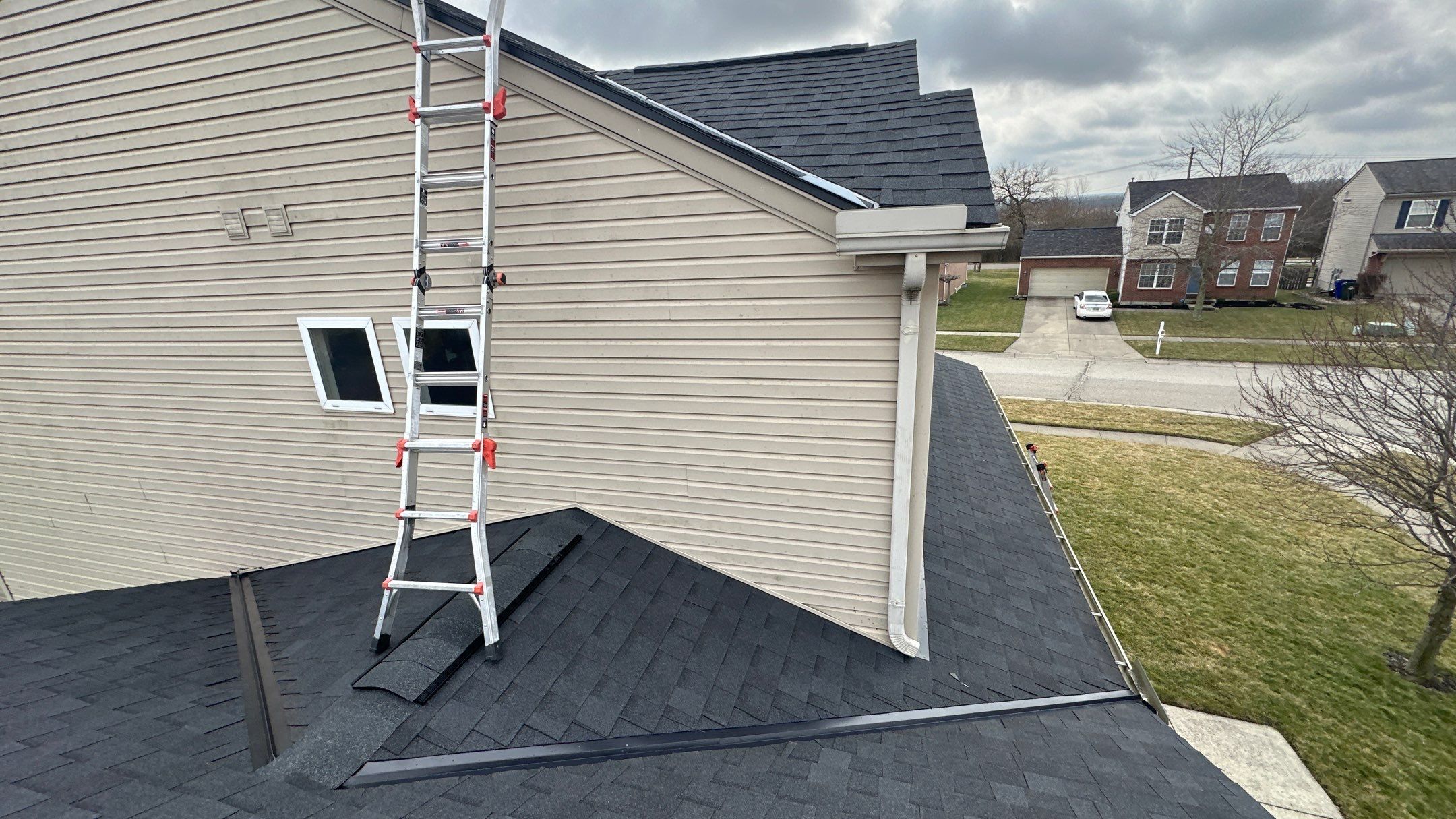 Atlas Black Shadow by Tamlin Roofing