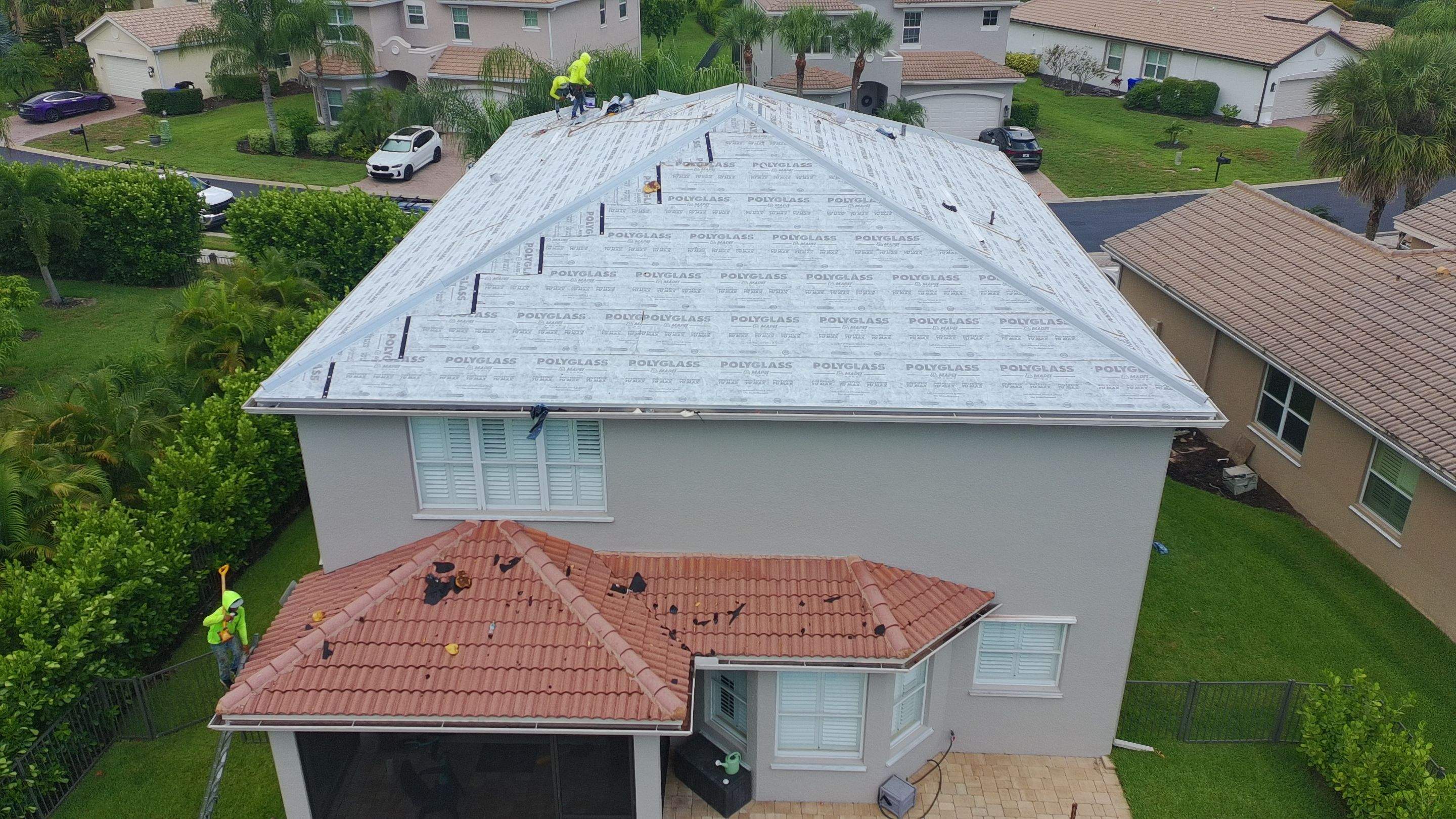 Concrete Tile Replacement in Botanica Lakes by International Roofing