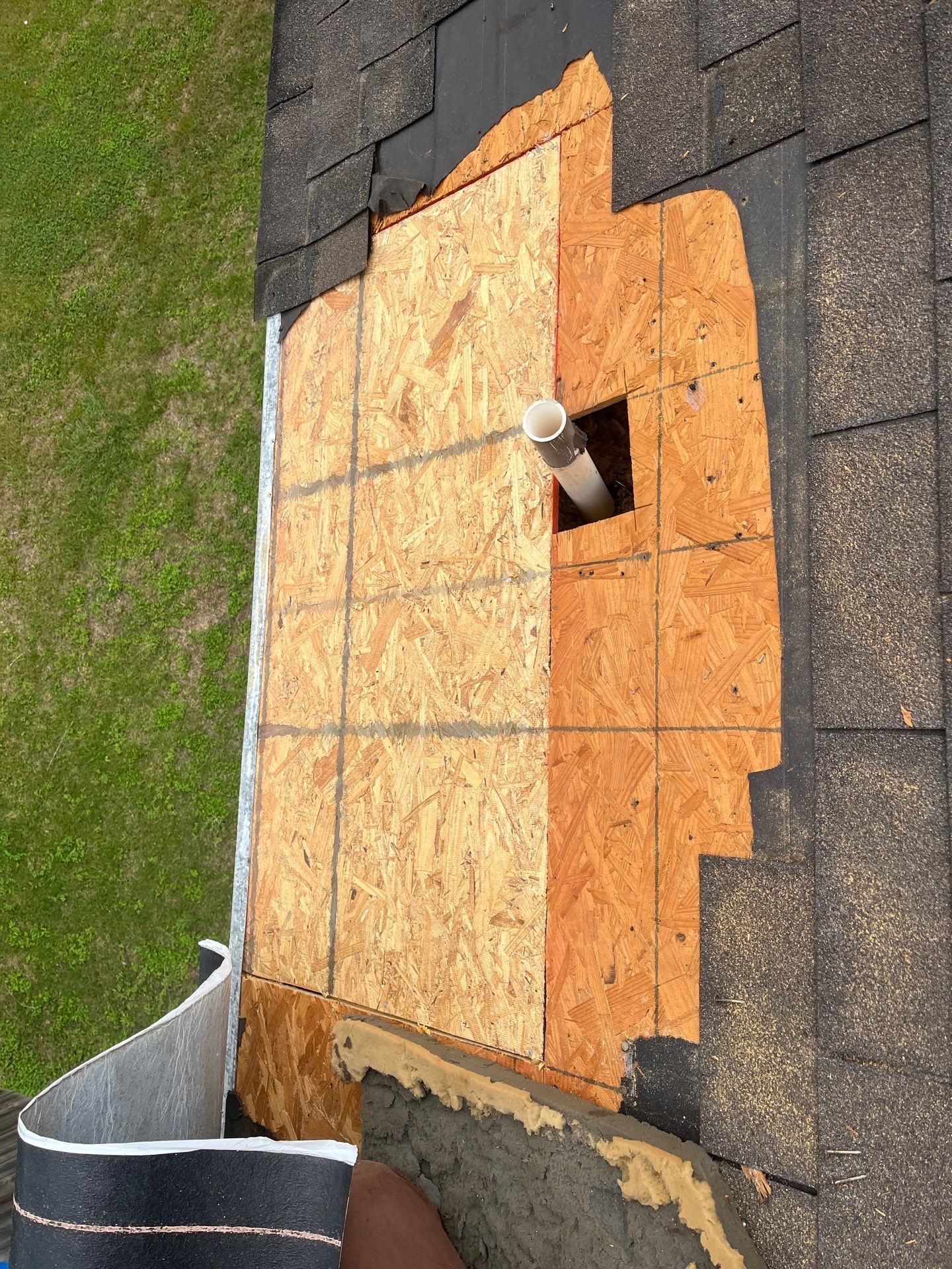 Residential Roofing Repair using Owen's Corning Duration (Lifetime) Shingles by Roof Repair Company