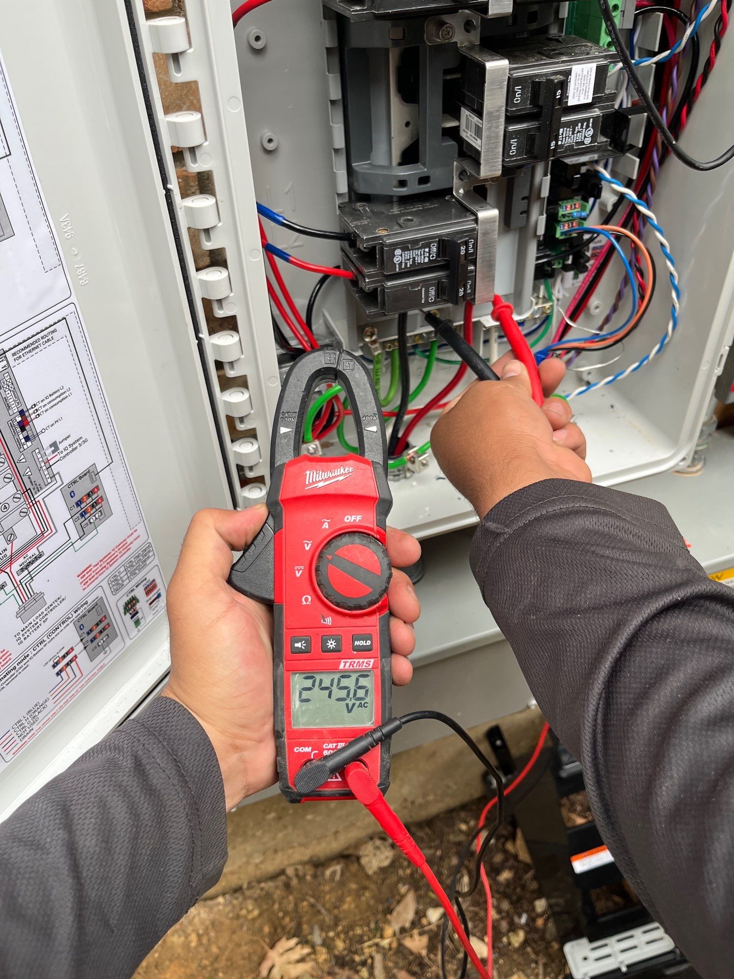 Solar + 3 Enphase 5P batteries in Dallas. by Trojan Solar